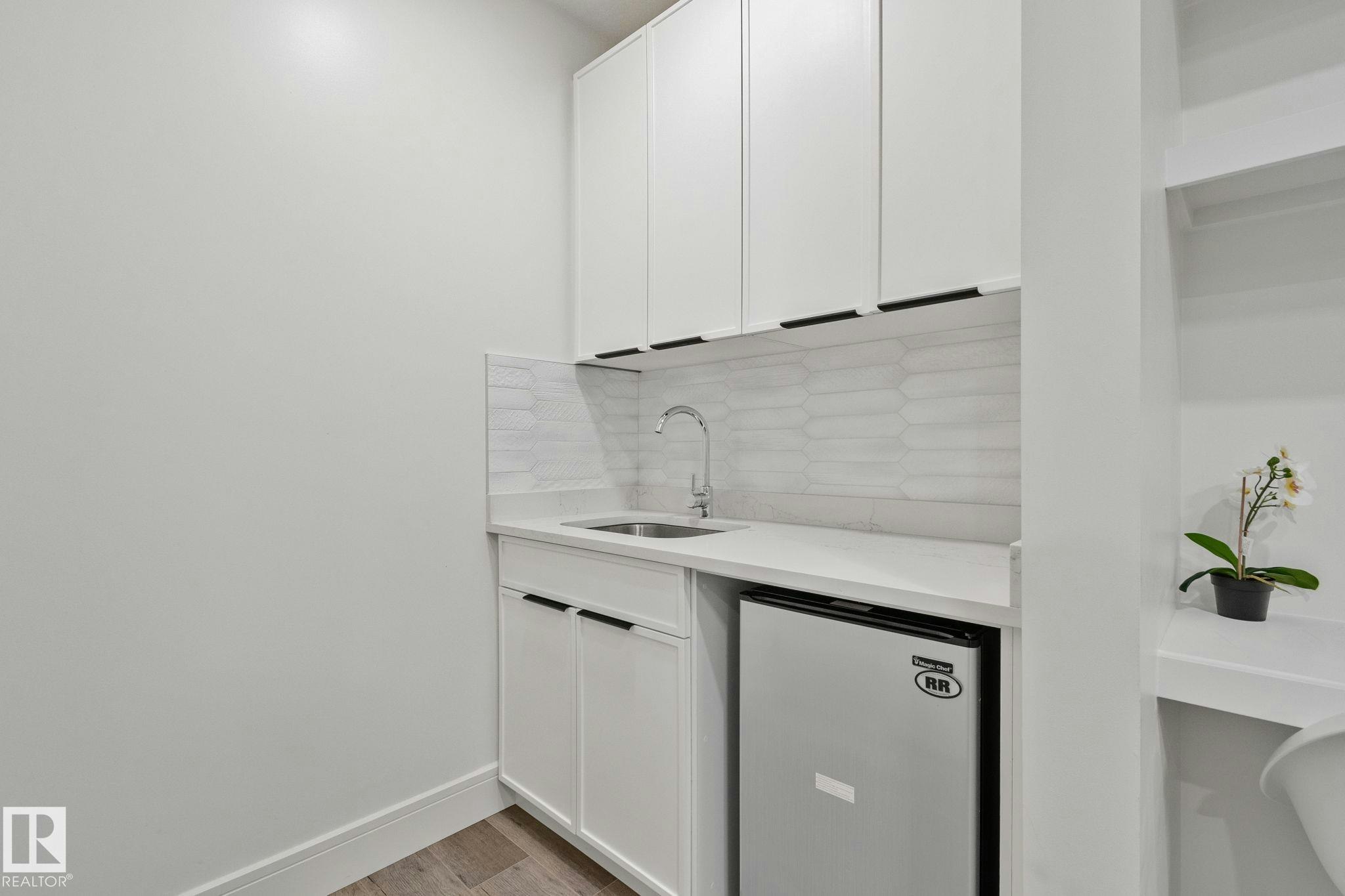 4416 Suzanna Crescent, Edmonton, AB, T6X 0Y4 - 53