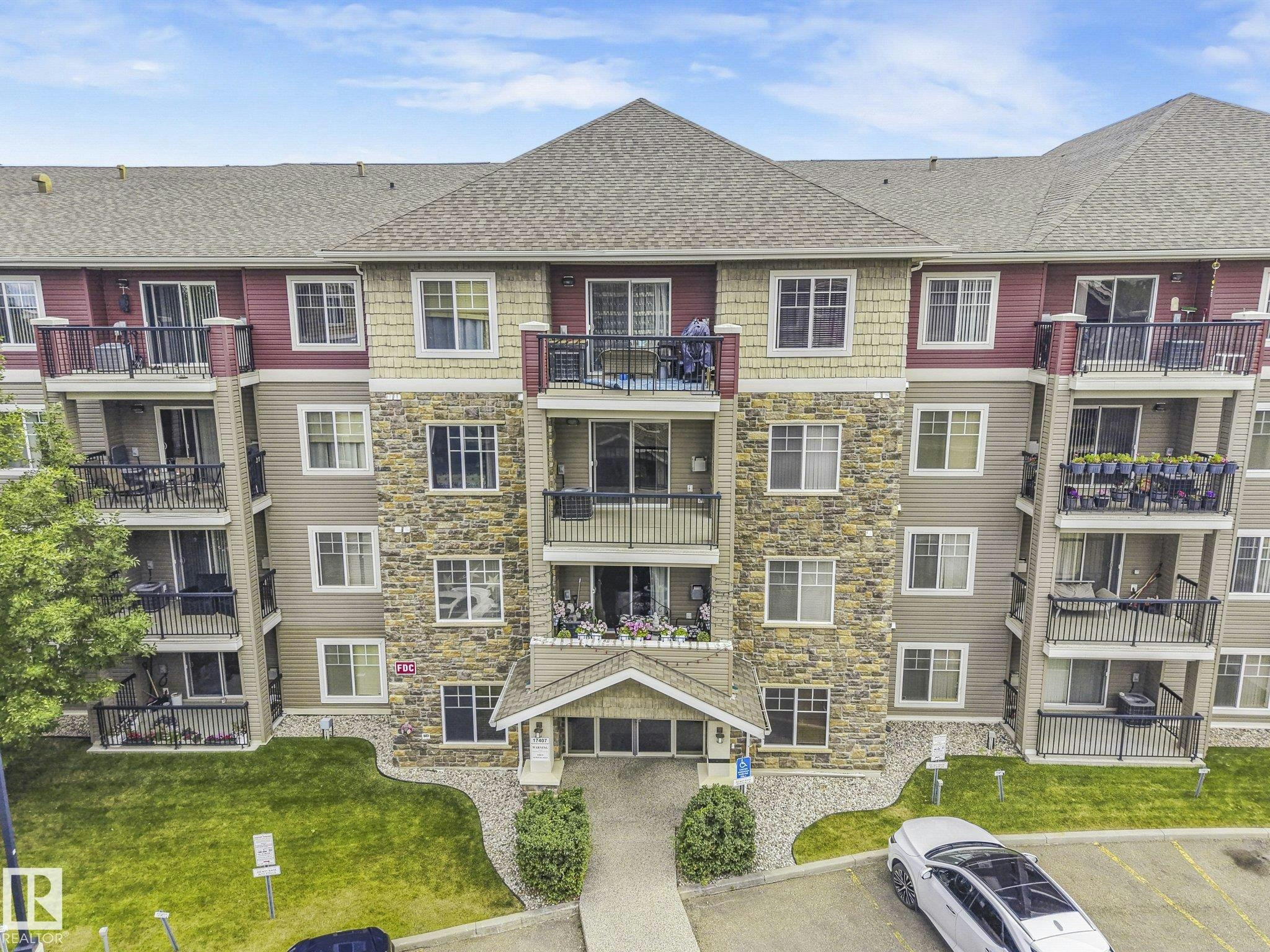 311-17407 99 Avenue, Edmonton, AB, T5T 0W7