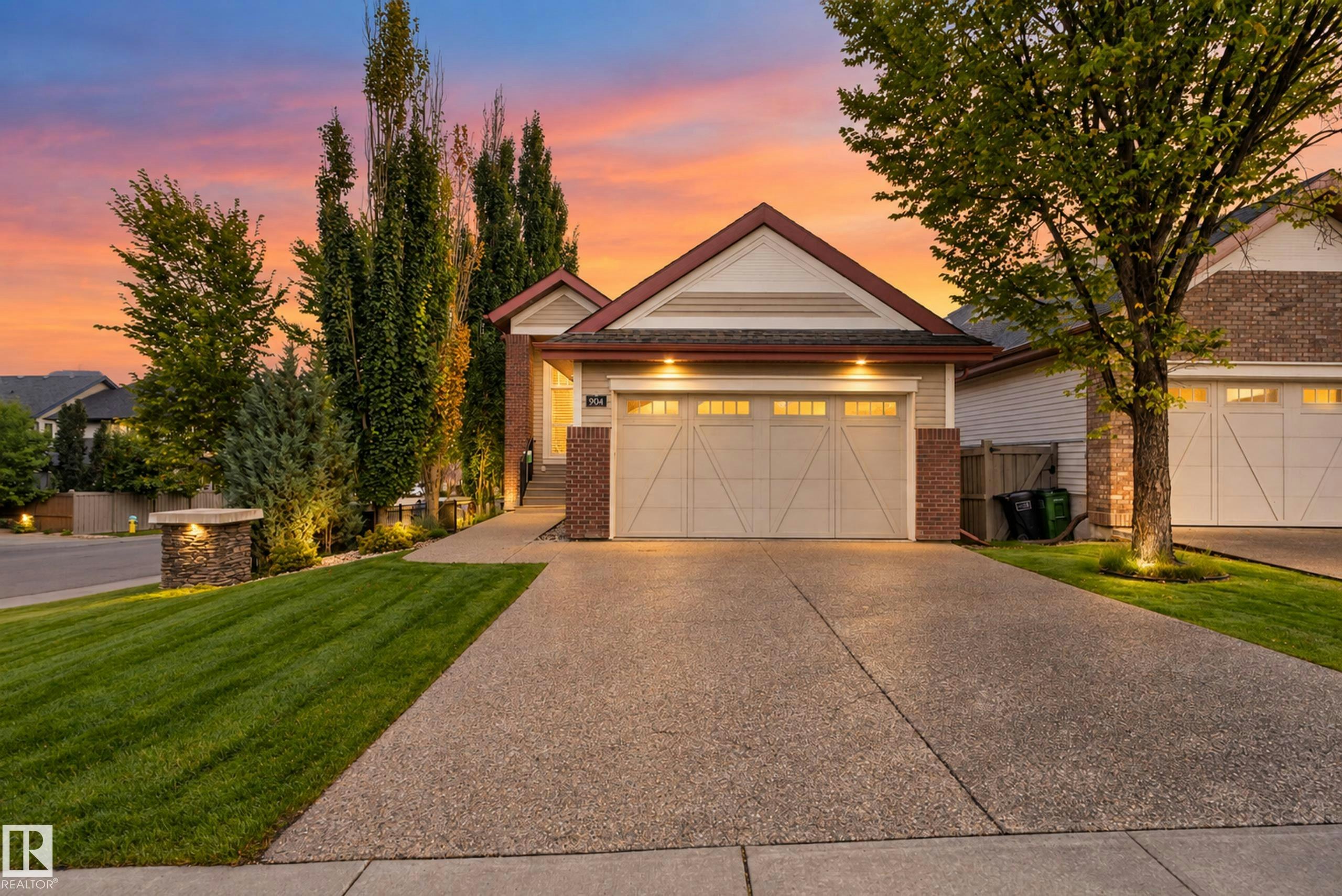 904 Armitage Court - 2