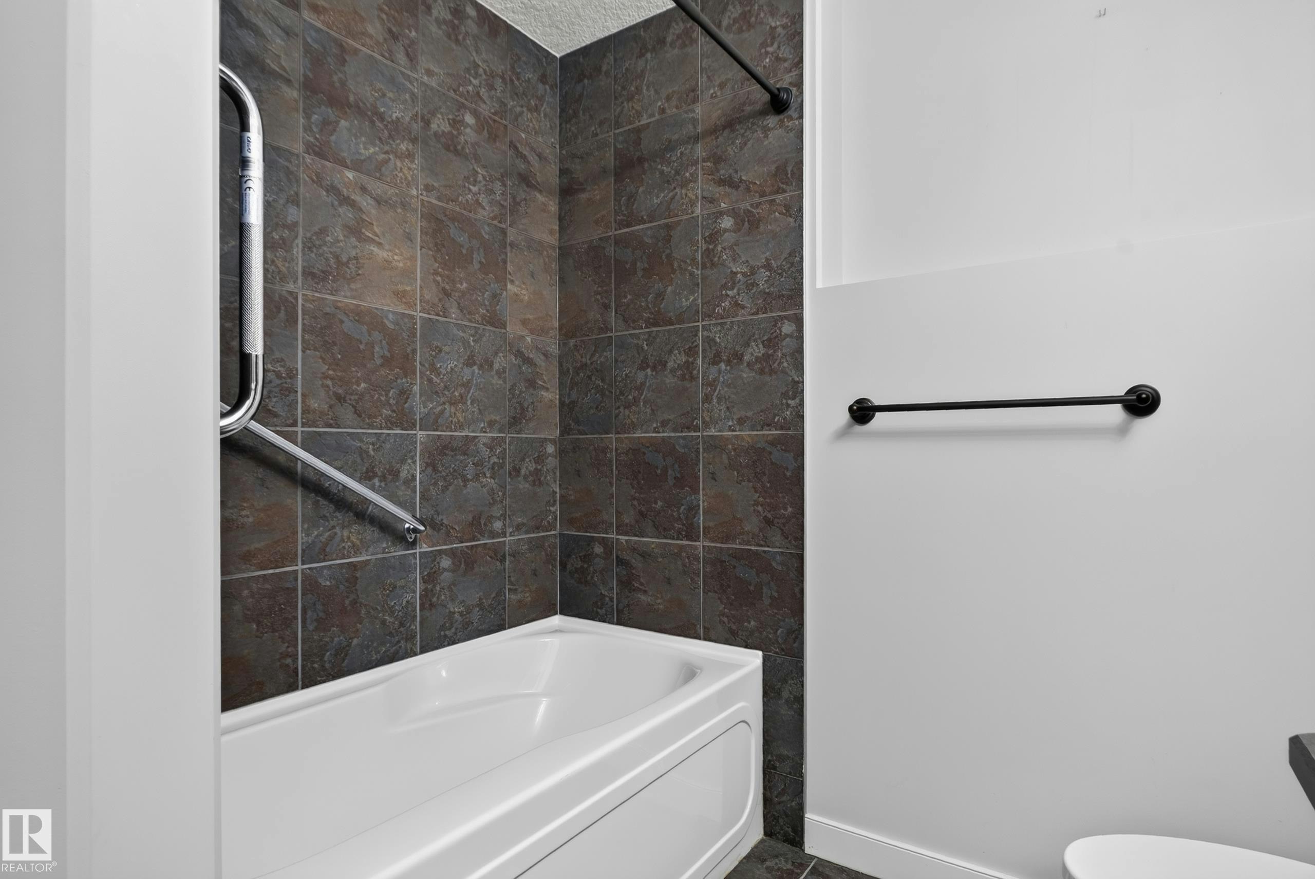 904 Armitage Court, Edmonton, AB, T6W 0K6 - 50