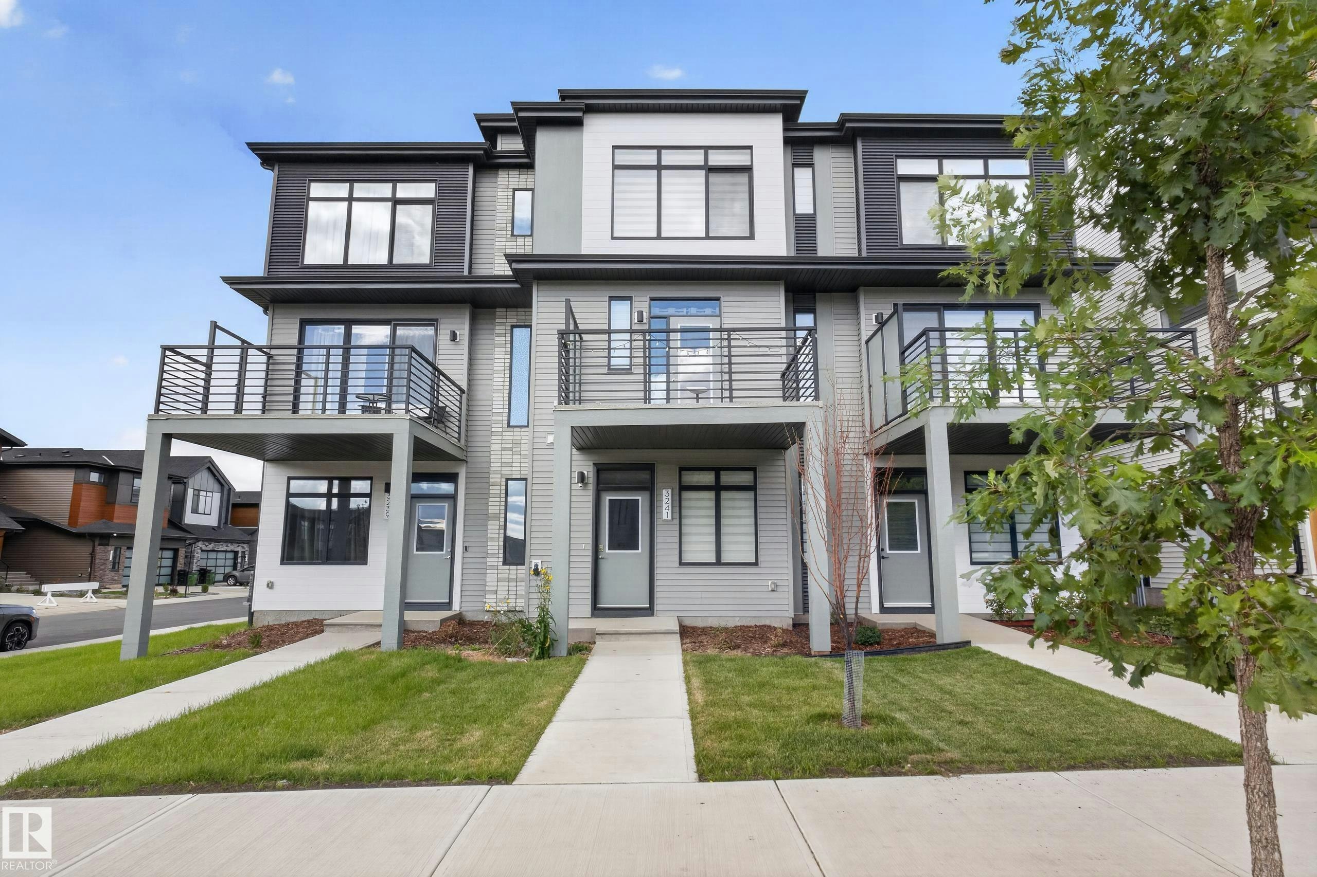 3241 Keswick Way, Edmonton, AB, T6W 5N7