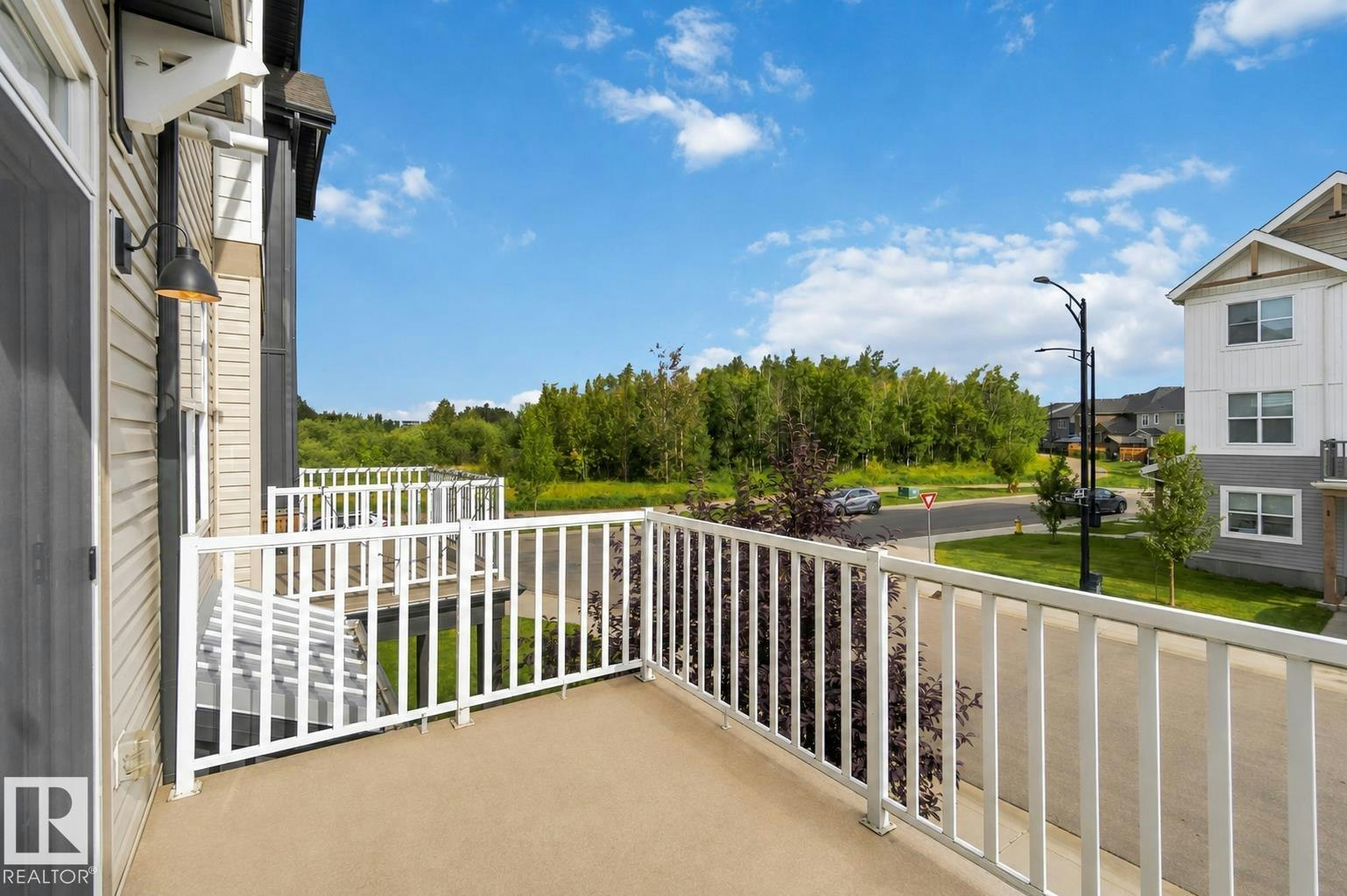 20127 19 Avenue, Edmonton, AB, T6M 0X9
