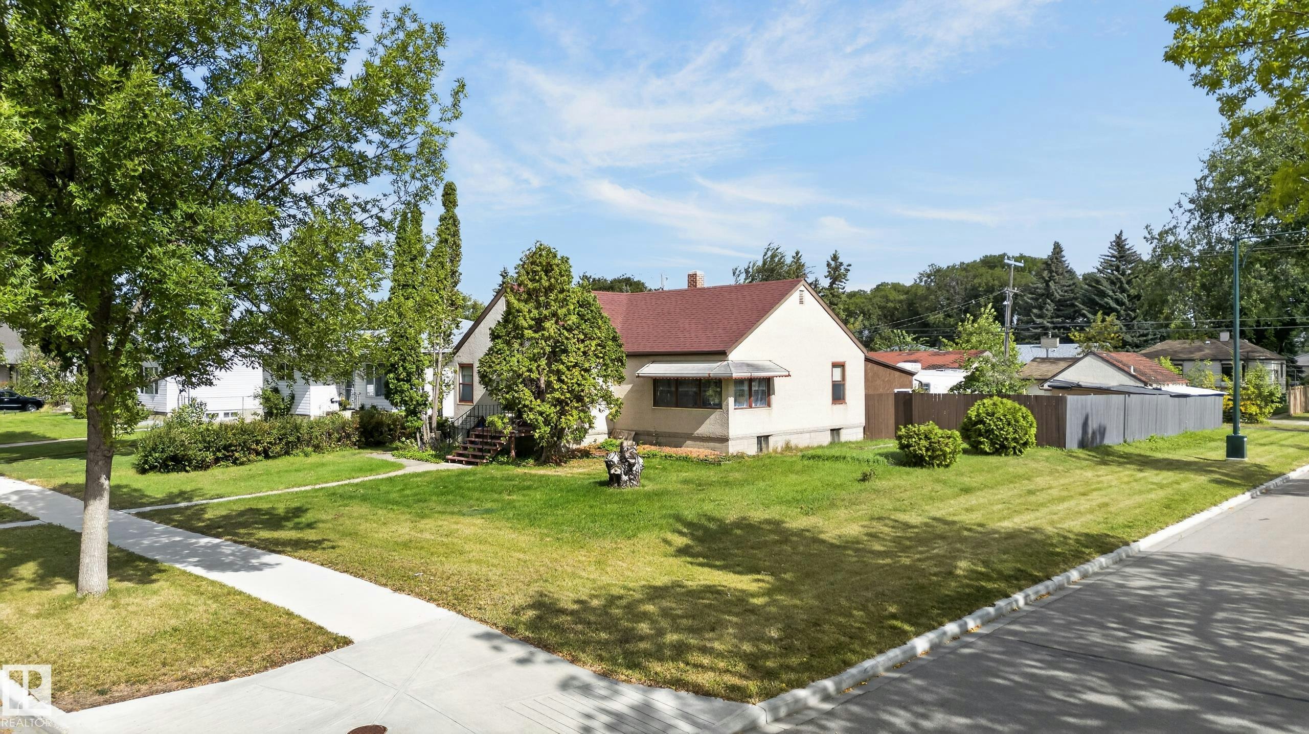 12309 80 Street NW, Edmonton, AB, T5B 2P5
