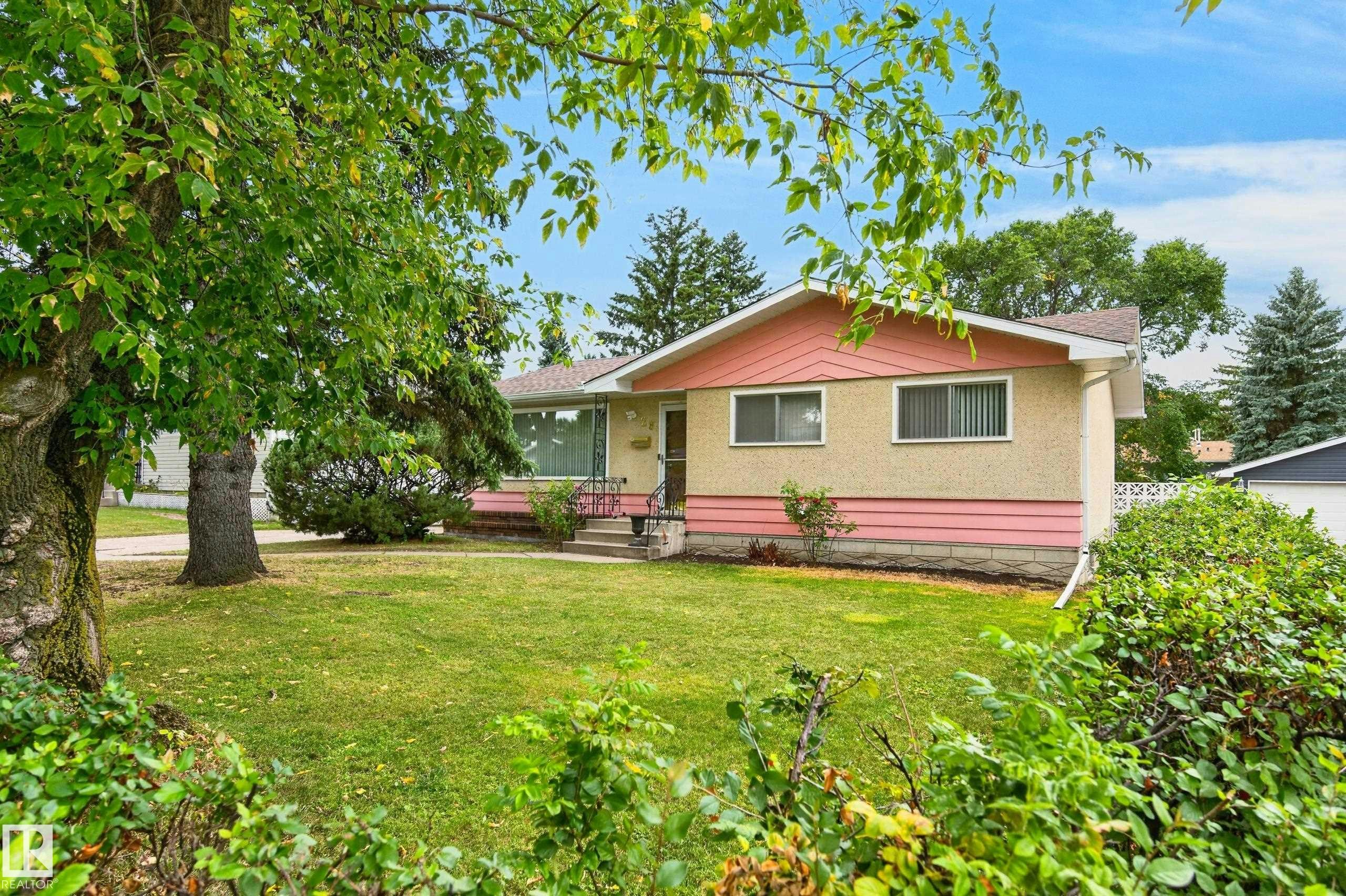 28 Peacock Drive, Rural Strathcona County, AB, T8A 0A9
