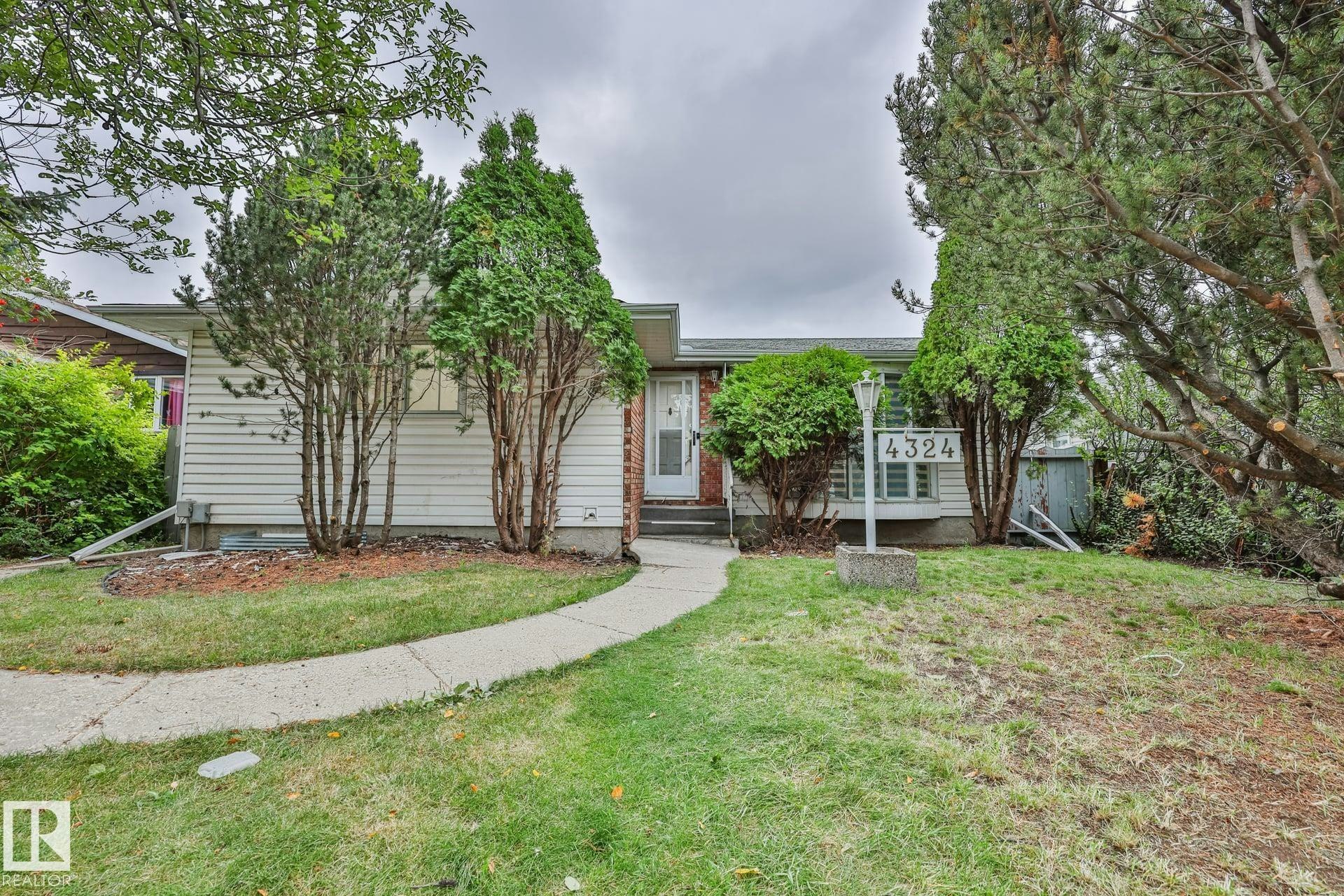 4324 70 Street, Edmonton, AB, T6K 0V1