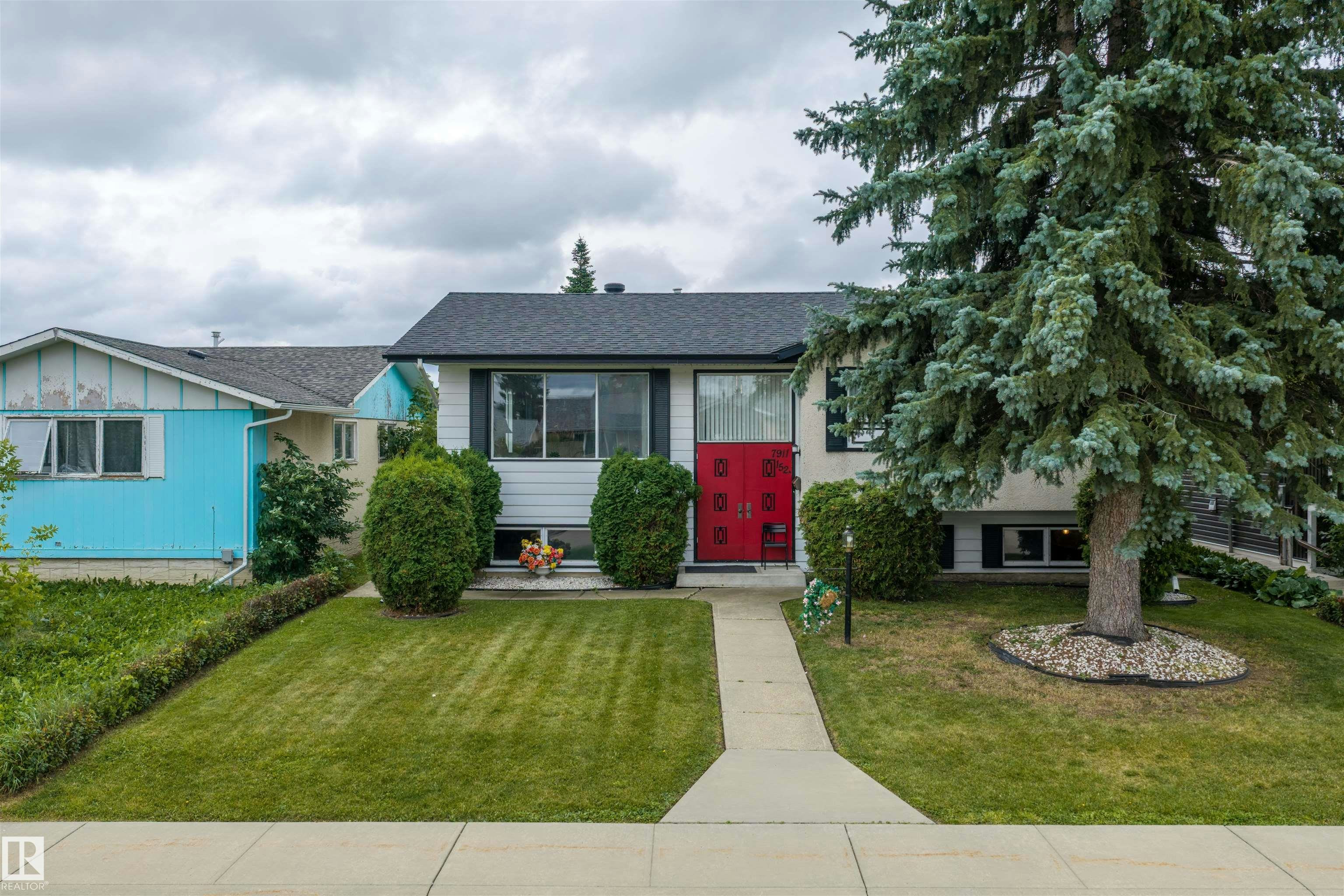7911 152a Avenue, Edmonton, AB, T5C 3A1
