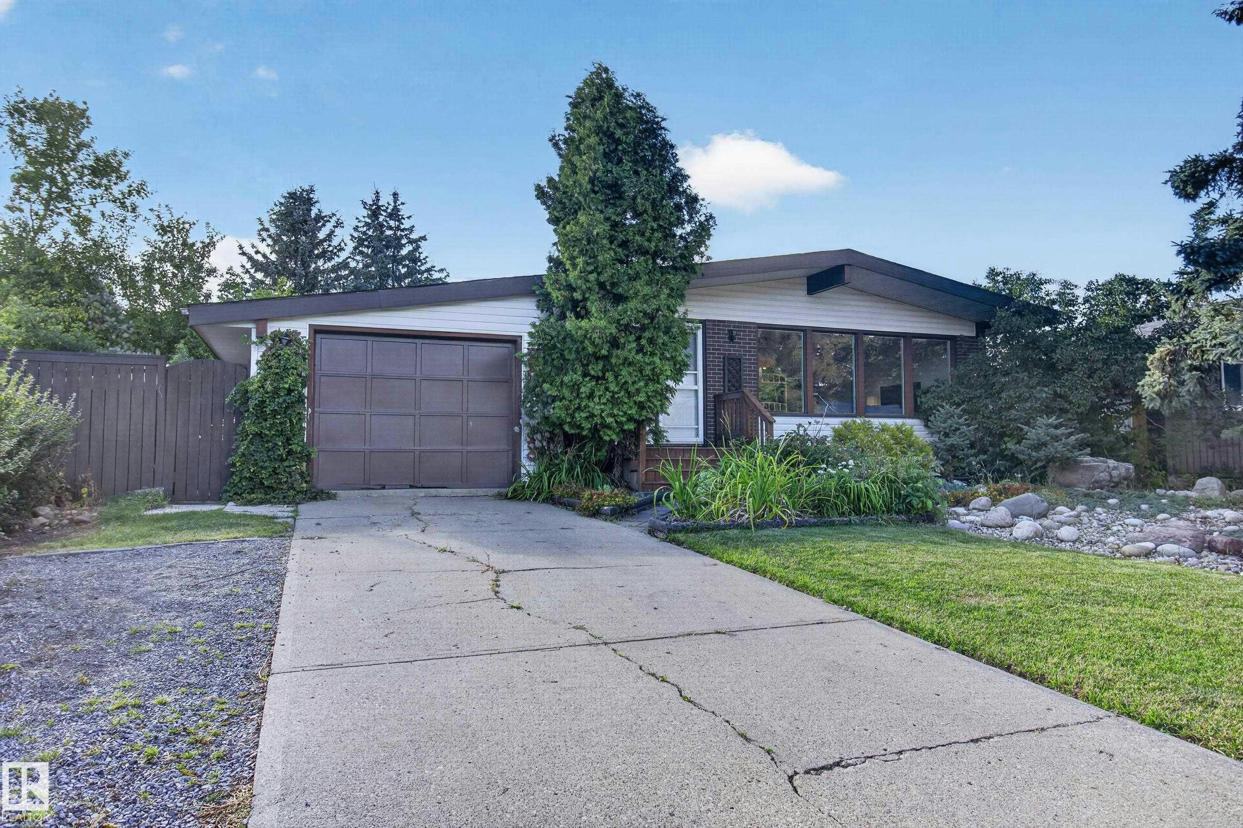 1042 Parker Drive, Rural Strathcona County, AB, T8A 1C6