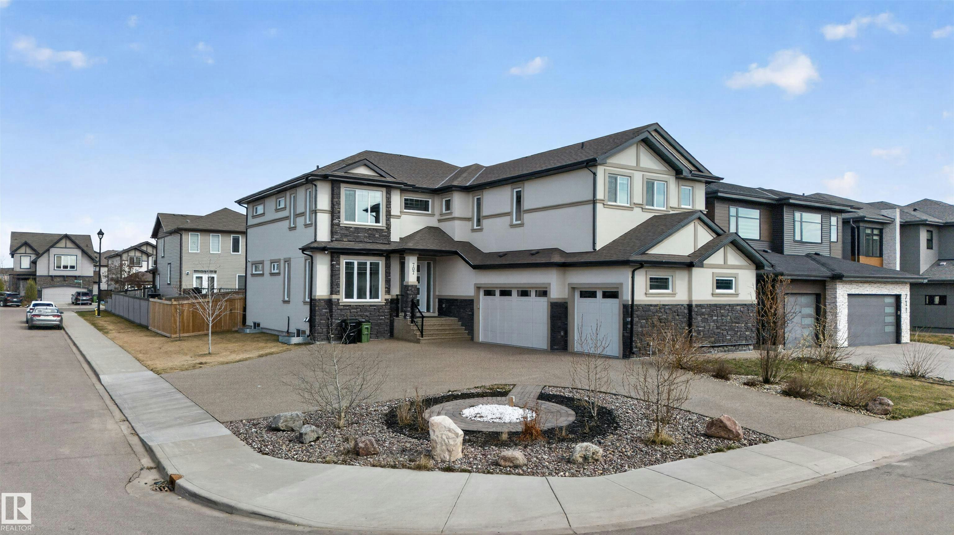 707 180st Sw, Edmonton, AB, T6W 2S8