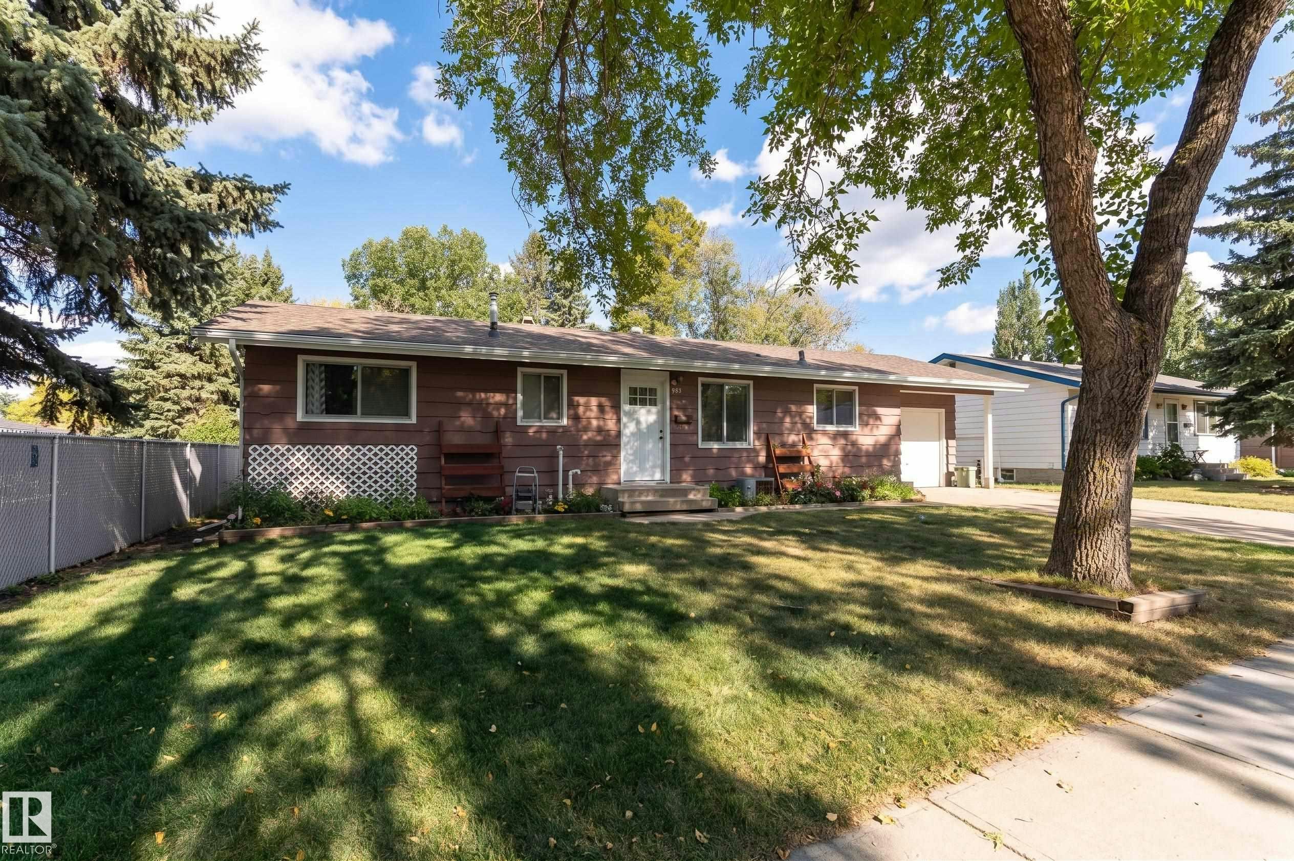 993 Cedar Street, Rural Strathcona County, AB, T8A 2E8