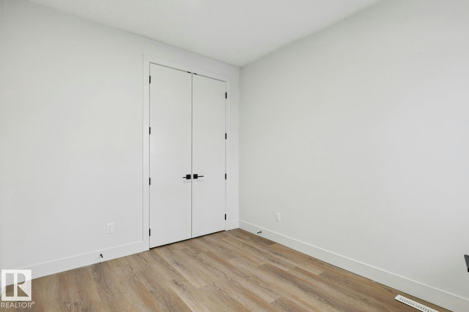 3529 42 Avenue - 4