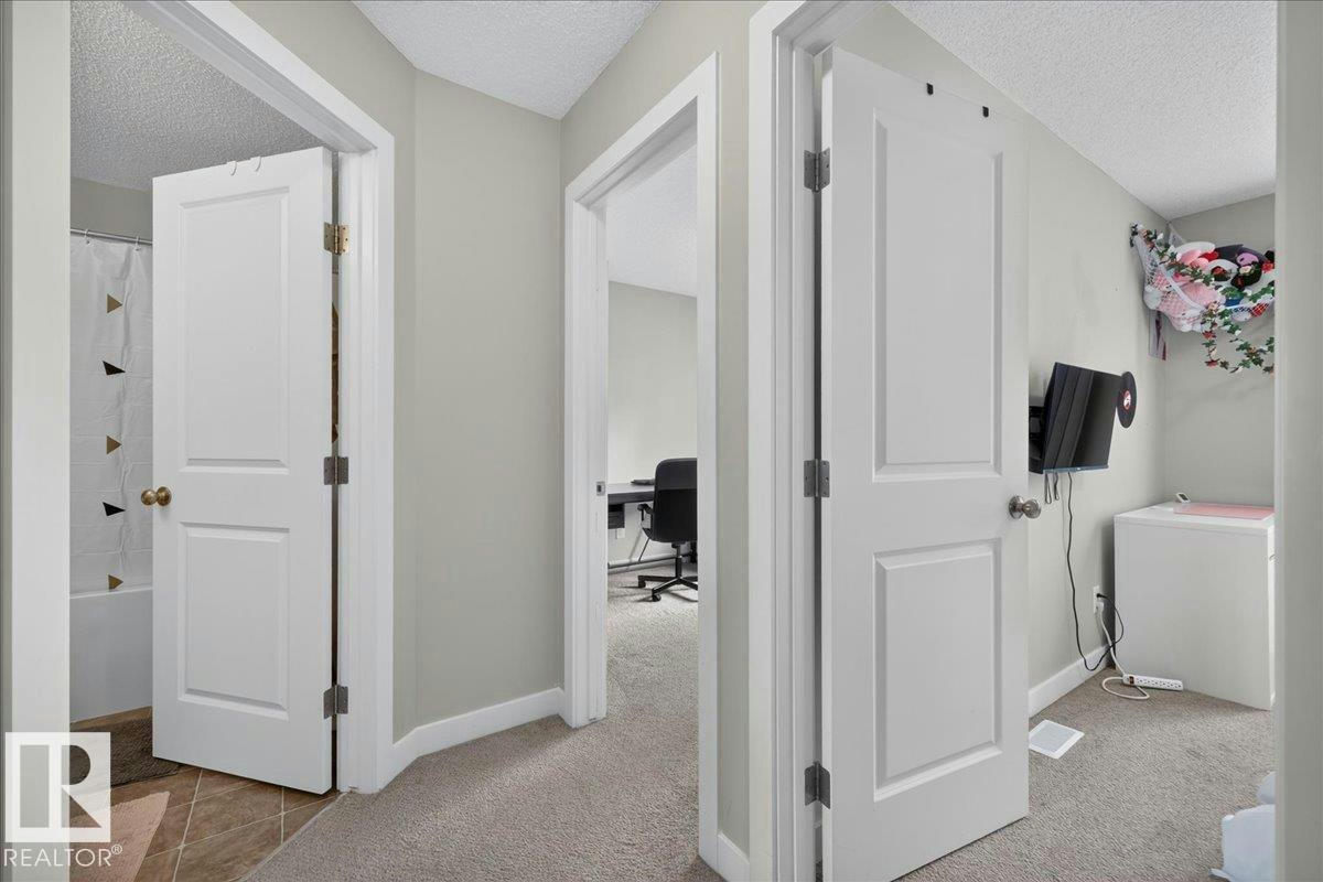 84-16903 68 Street, Edmonton, AB, T5Z 0R1 - 36