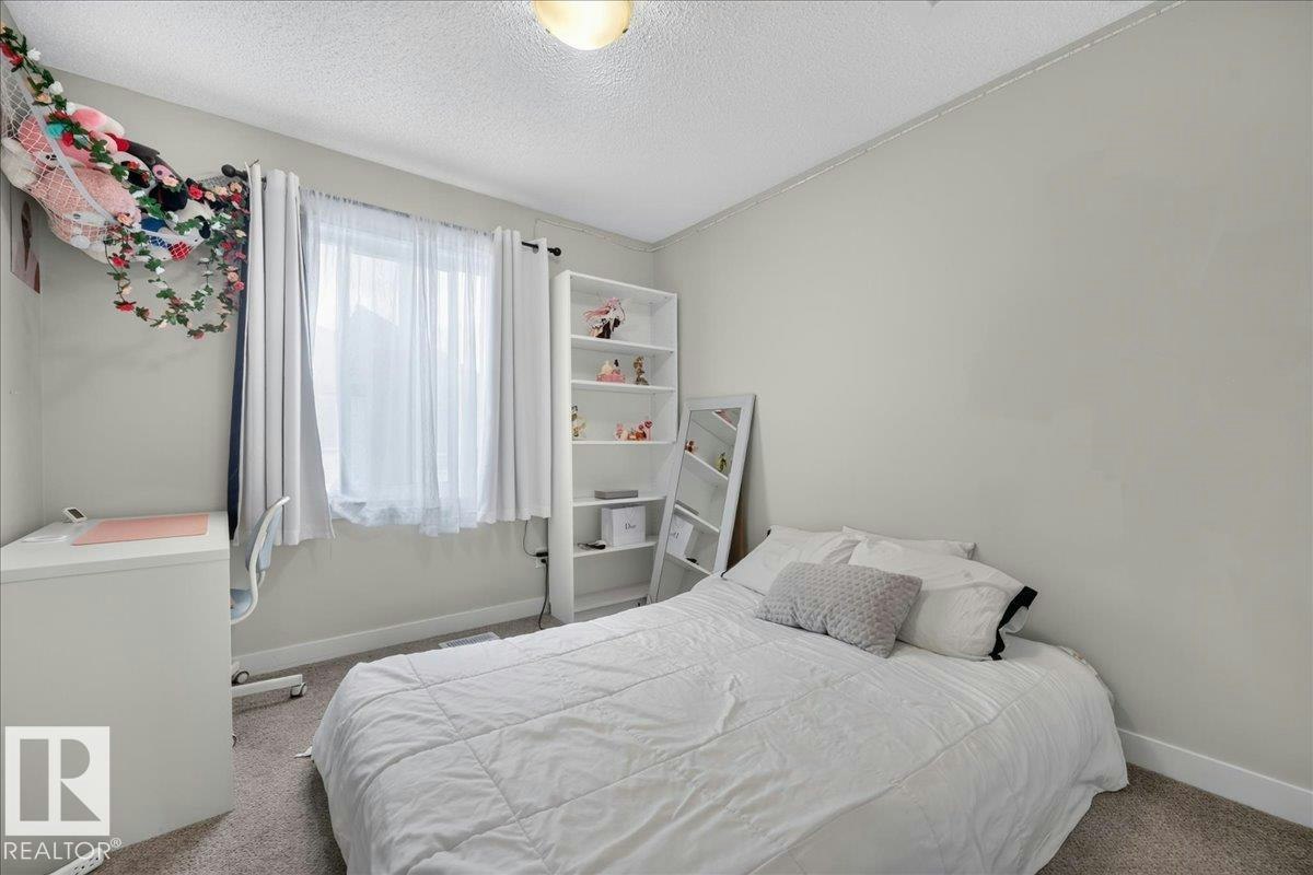 84-16903 68 Street, Edmonton, AB, T5Z 0R1 - 40