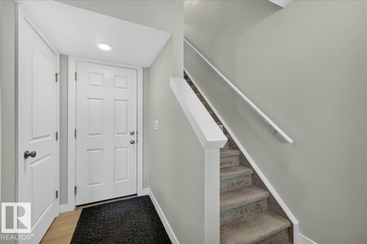 84-16903 68 Street, Edmonton, AB, T5Z 0R1 - 9