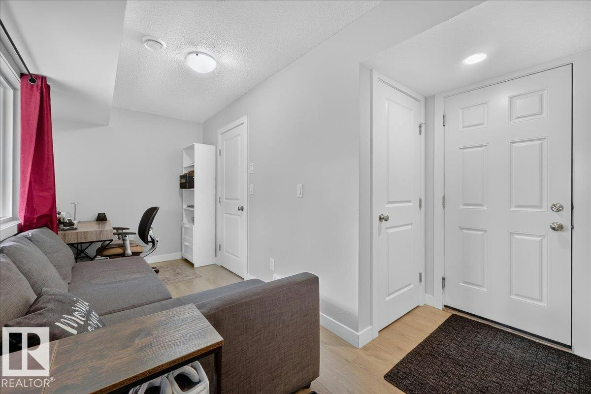 84-16903 68 Street, Edmonton, AB, T5Z 0R1 - 12