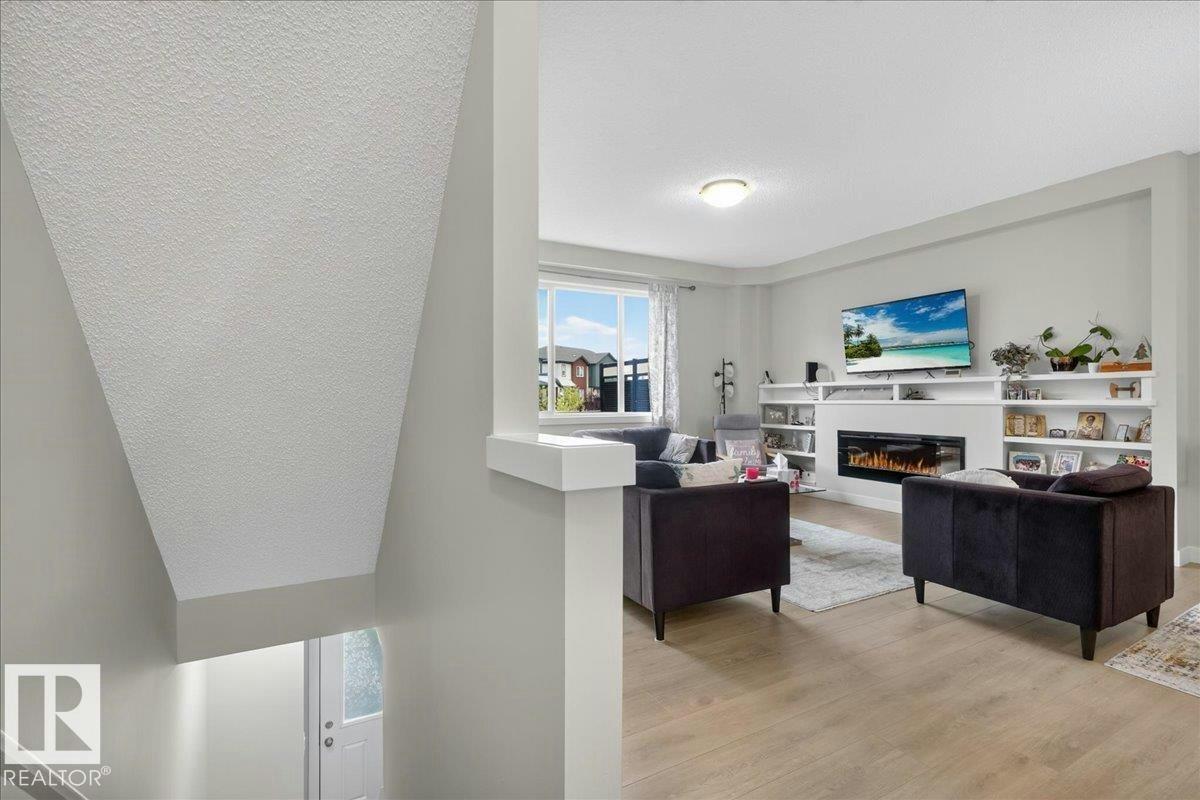 84-16903 68 Street, Edmonton, AB, T5Z 0R1 - 17