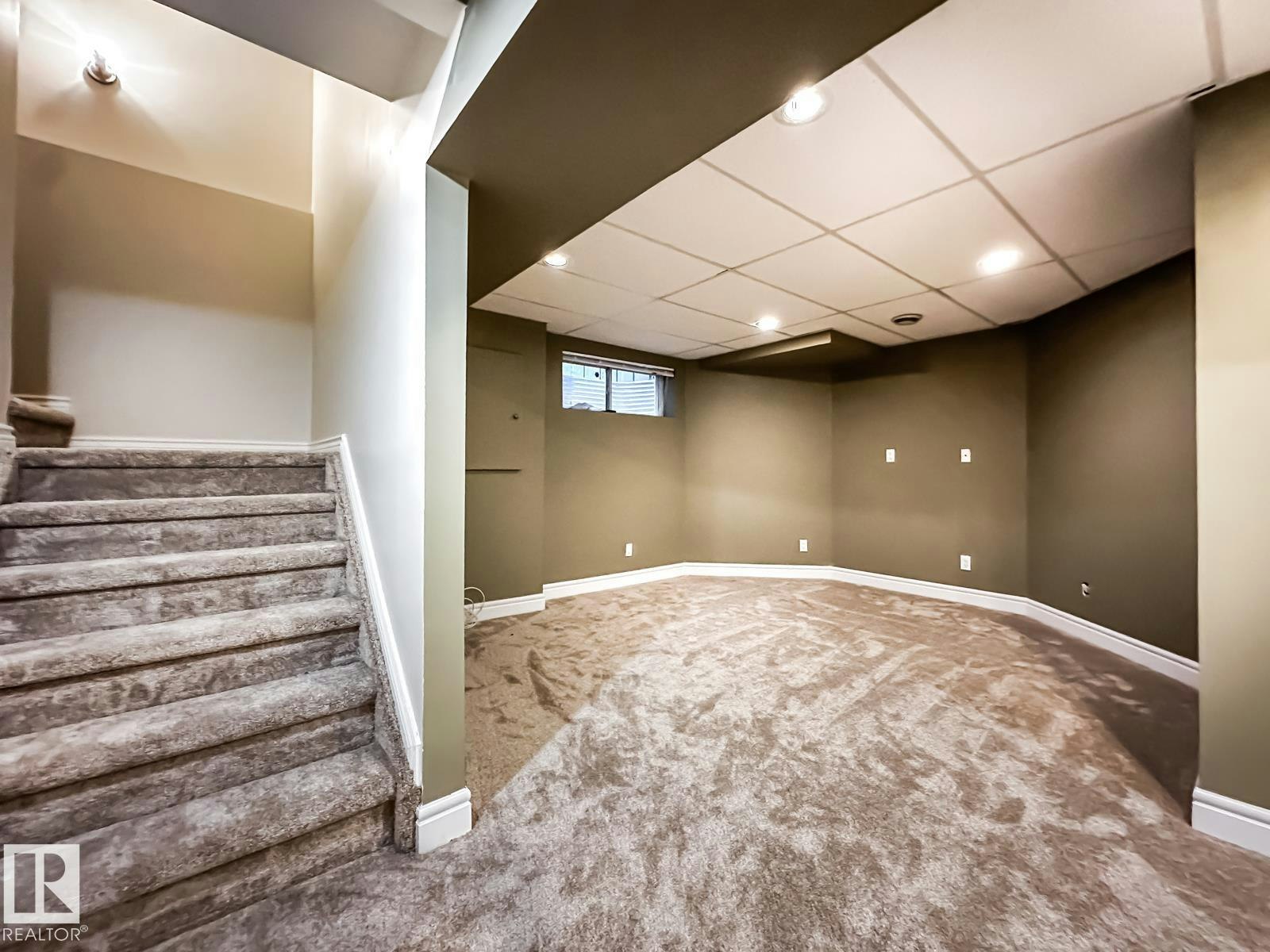 12060 19 Avenue, Edmonton, AB, T6W 1W5 - 30