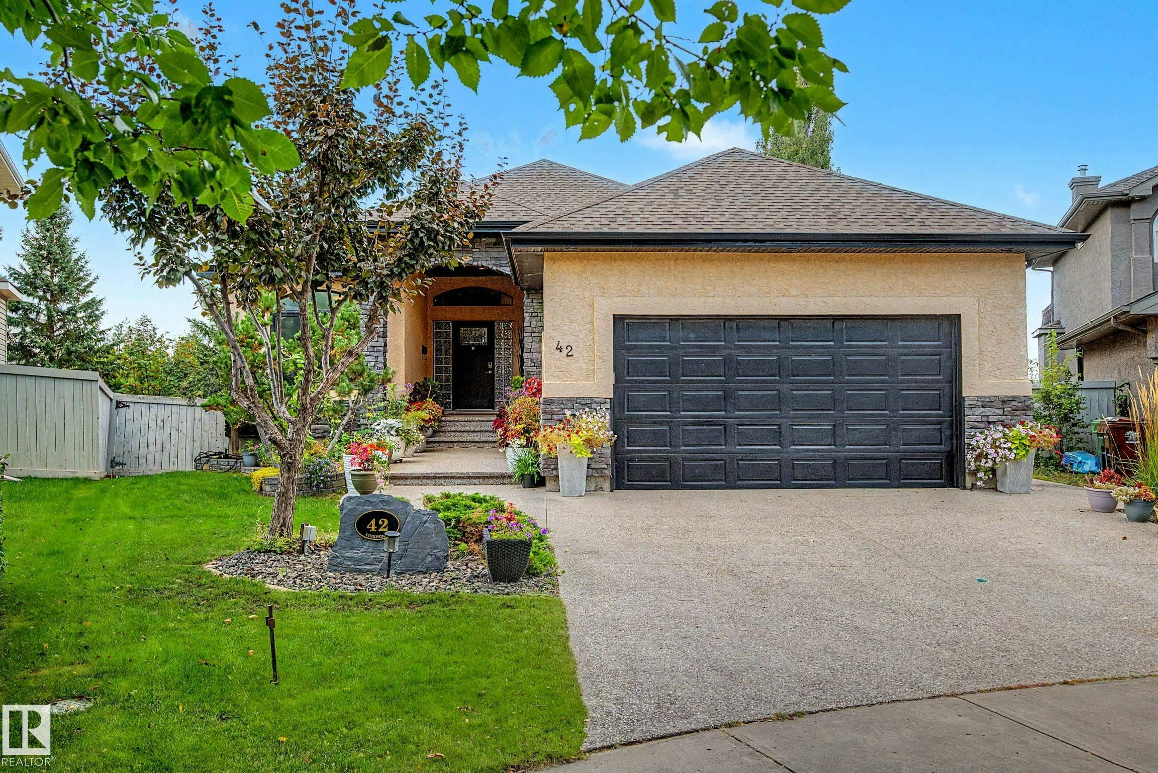 42 Kenilworth Crescent, St. Albert, AB, T8N 7G3