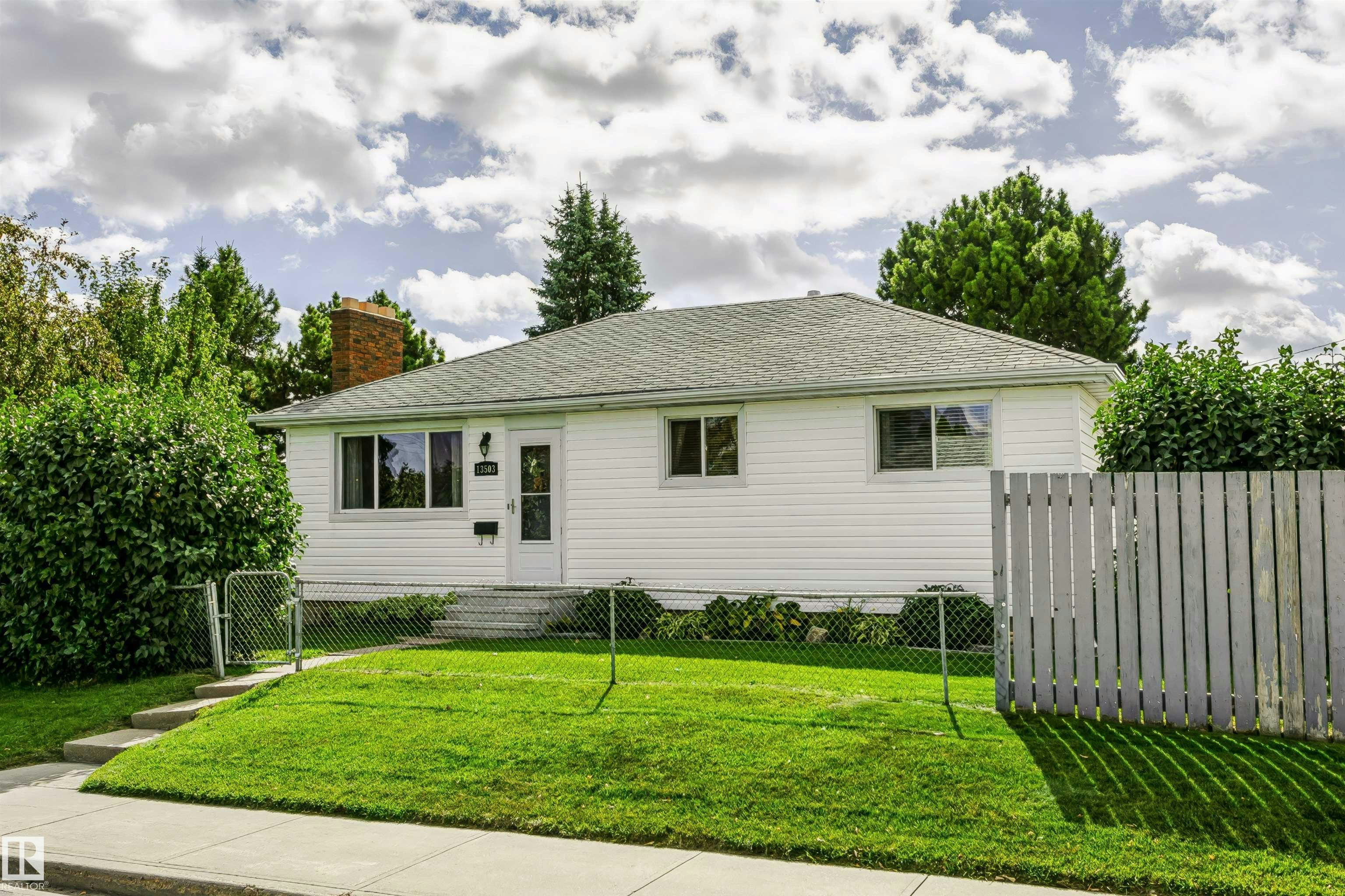 13503 135 Avenue, Edmonton, AB, T5L 3Y4