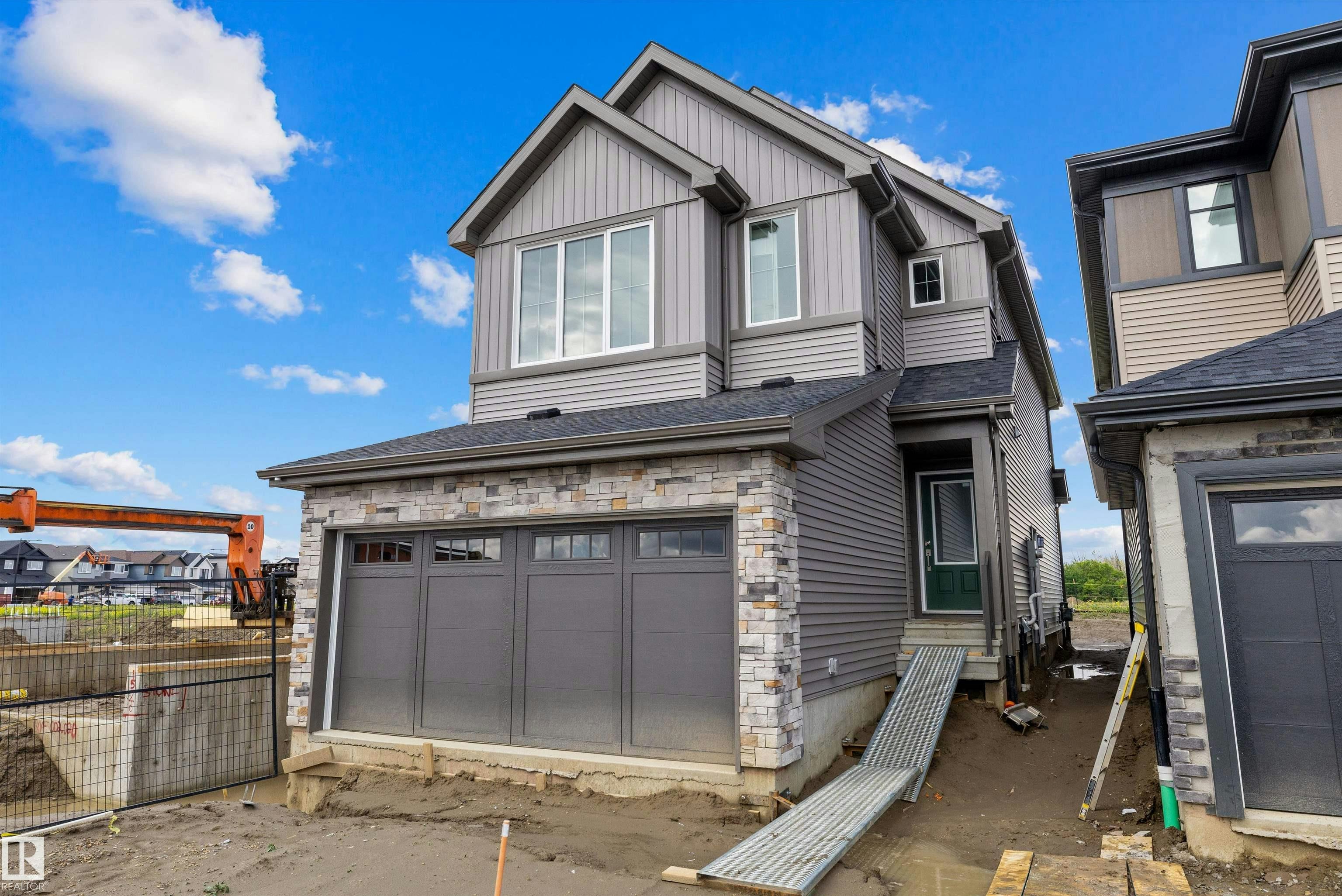 15744 7 Street, Edmonton, AB, T5Y 4M6
