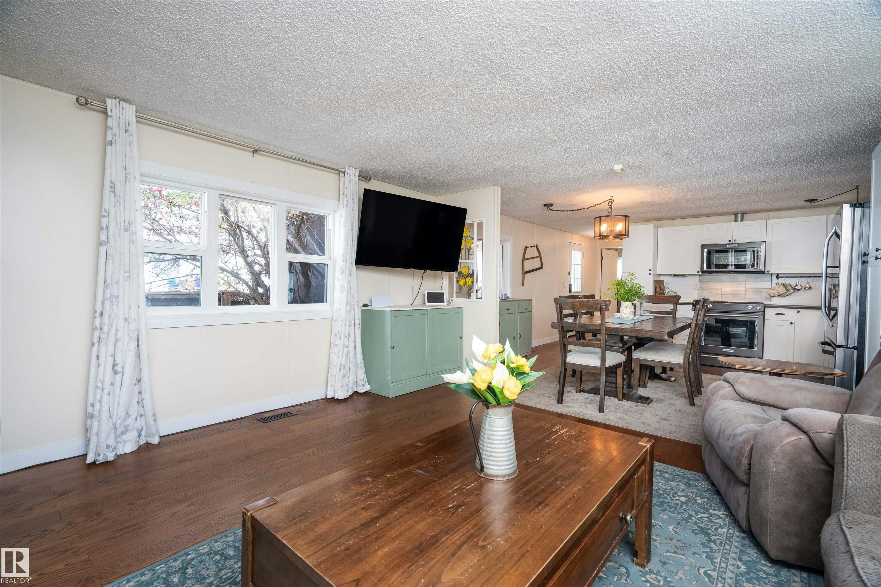 1215 Lake Vista Crescent, Rural Strathcona County, AB, T8H 1K4