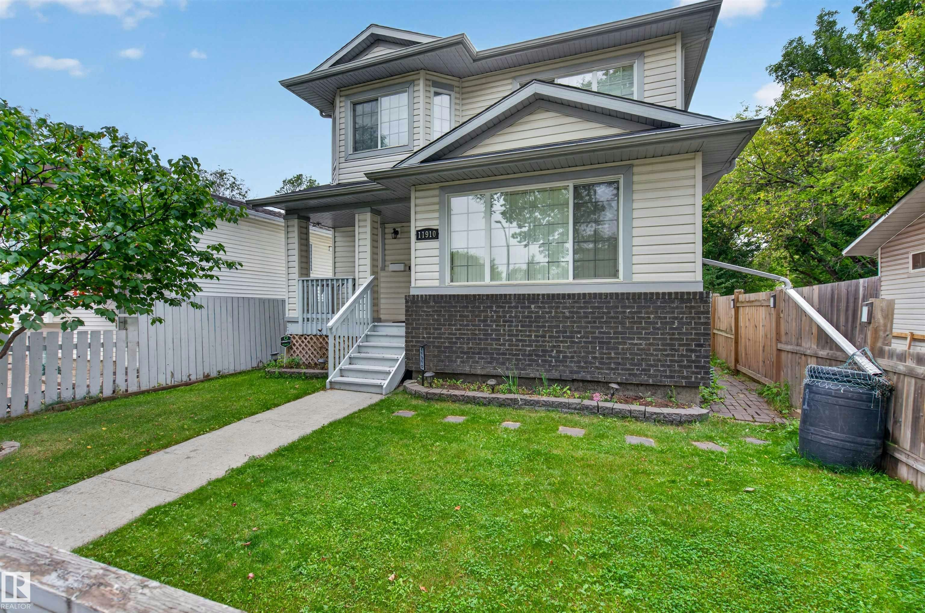11910 93 Street, Edmonton, AB, T5G 1E5