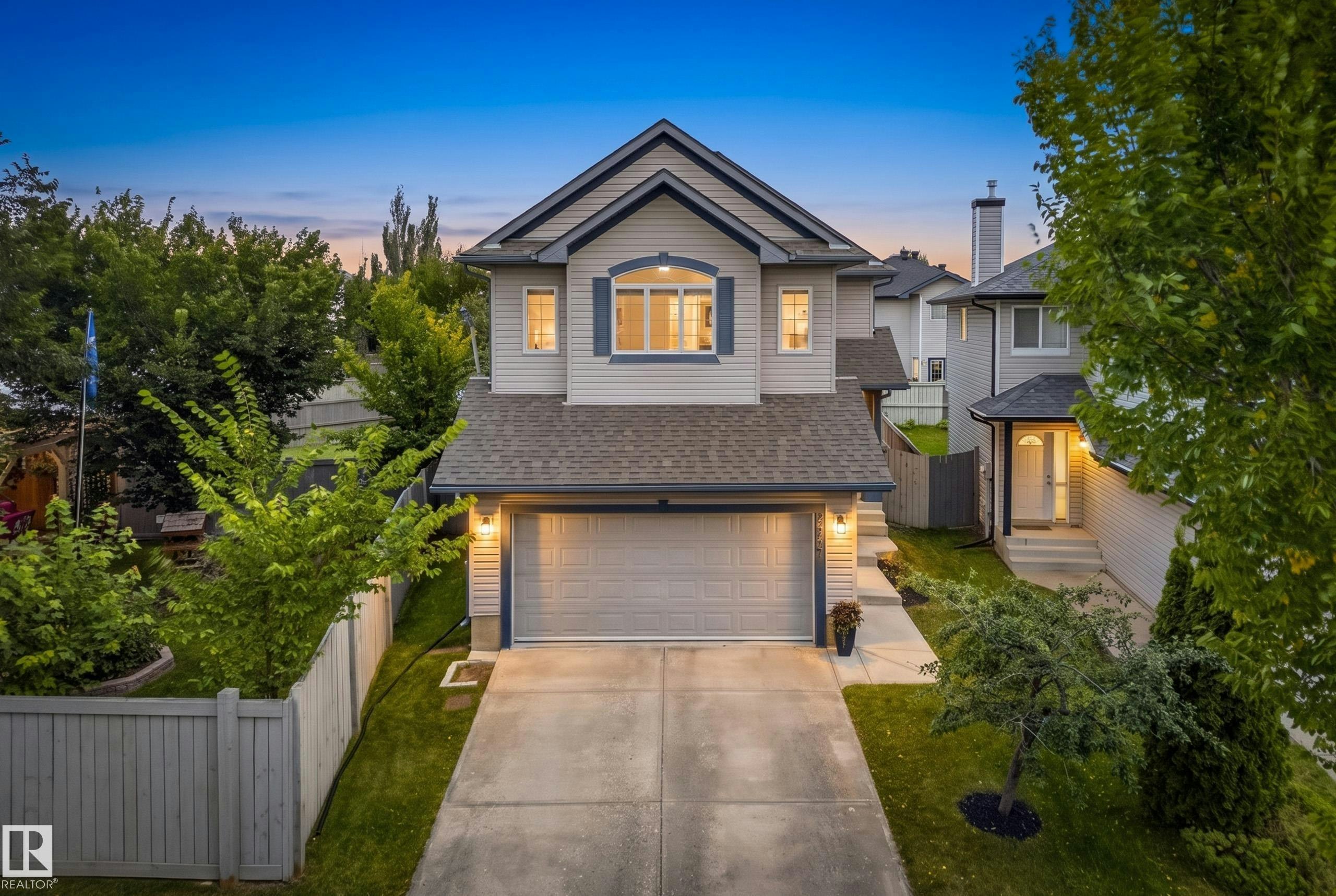 984 Rutherford Road, Edmonton, AB, T6W 1W9