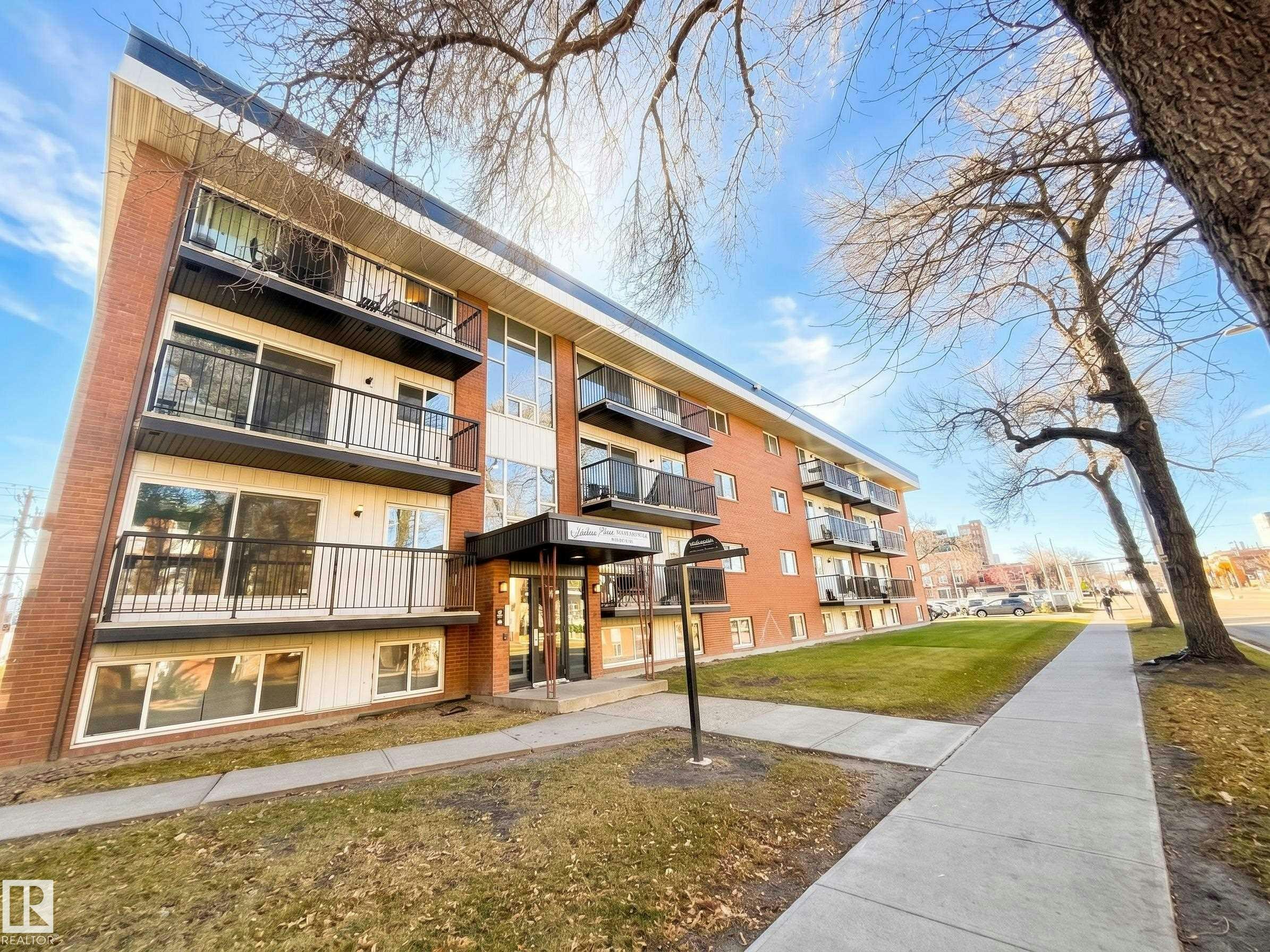 102-10149 83 Avenue, Edmonton, AB, T6E 2C5