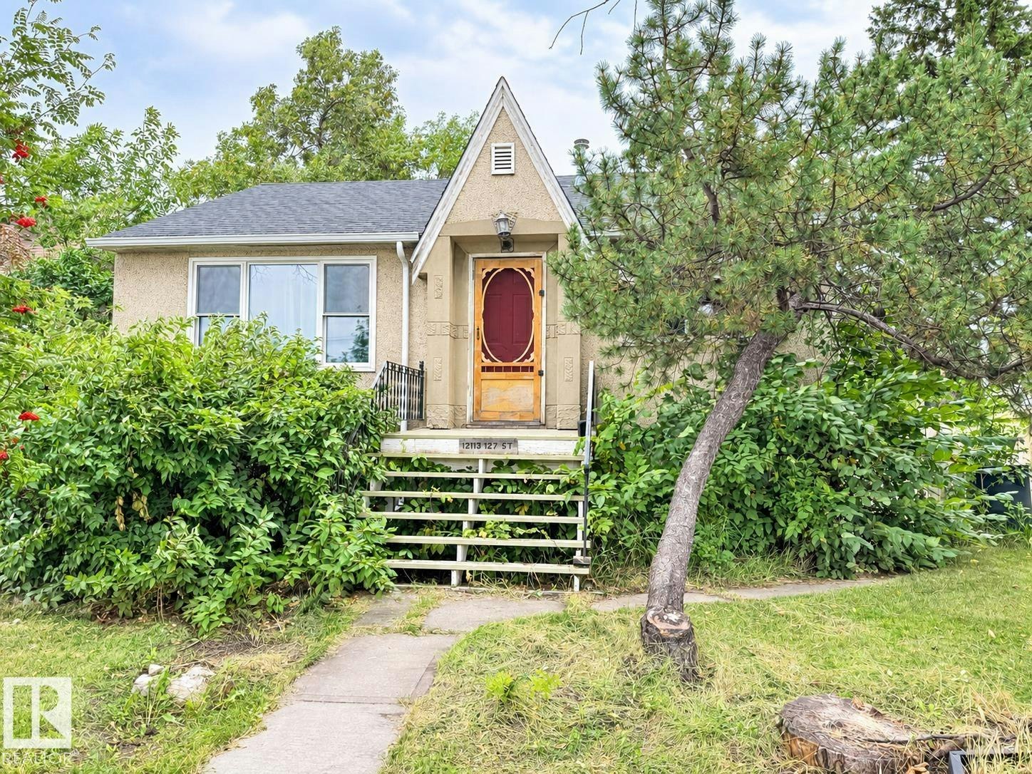 12113 127 Street, Edmonton, AB, T5L 0Z6