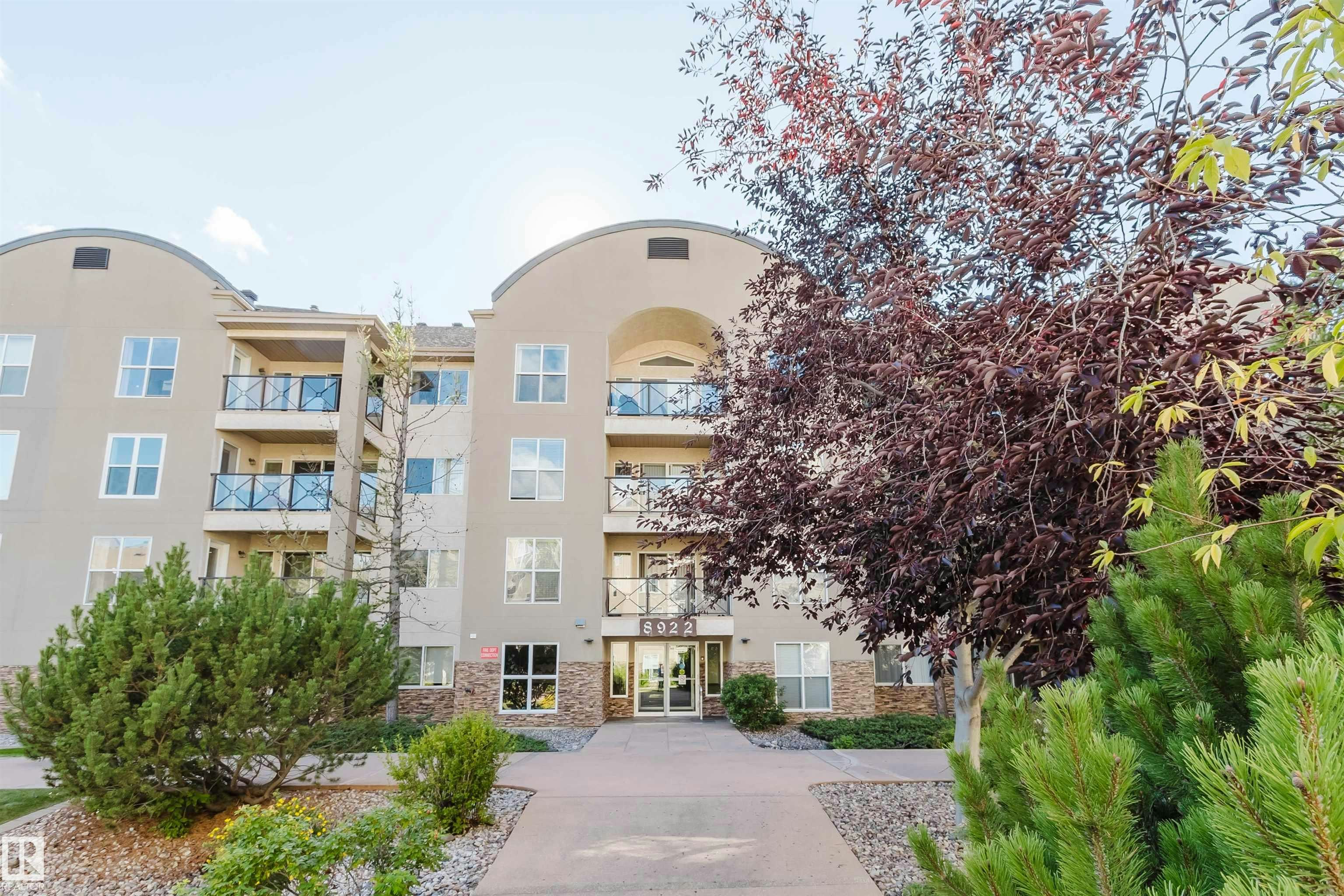 405-8922 156 Street, Edmonton, AB, T5R 5Z3