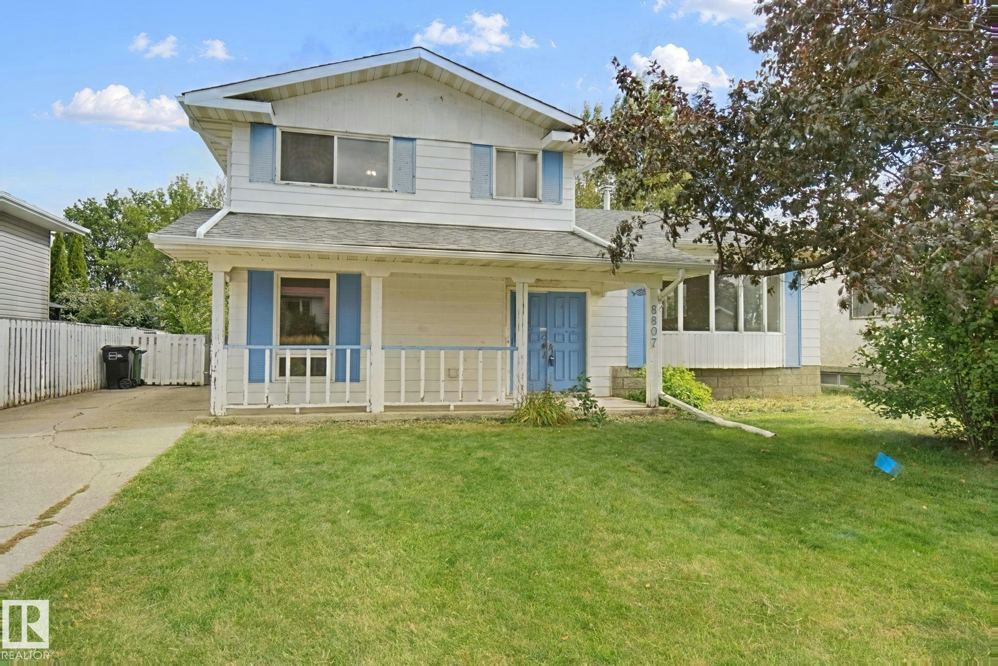 8807 181 Street, Edmonton, AB, T5T 0Y5