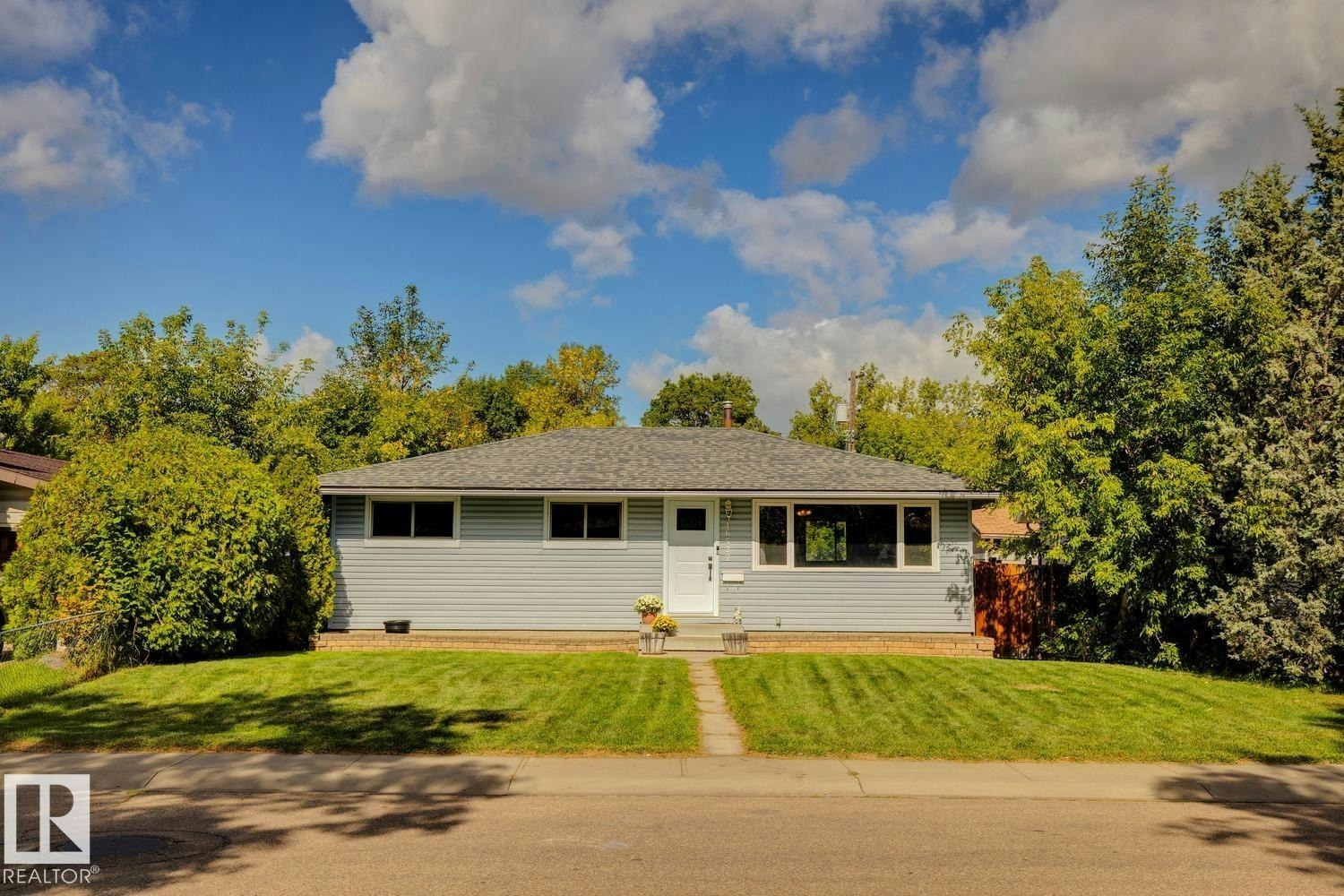 16522 104 Avenue, Edmonton, AB, T5P 0S7