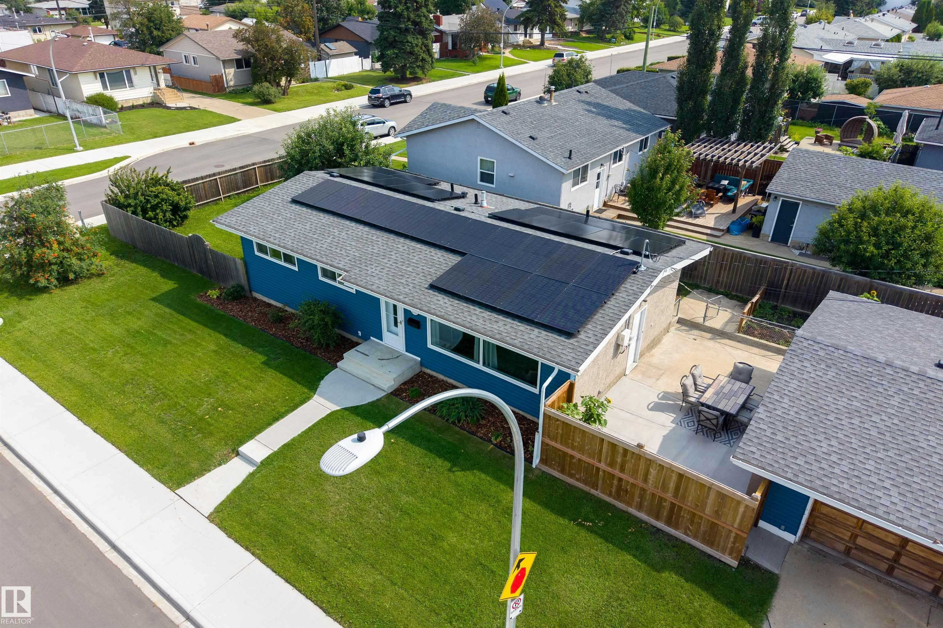 9107 58 Street NW, Edmonton, AB, T6B 1L3