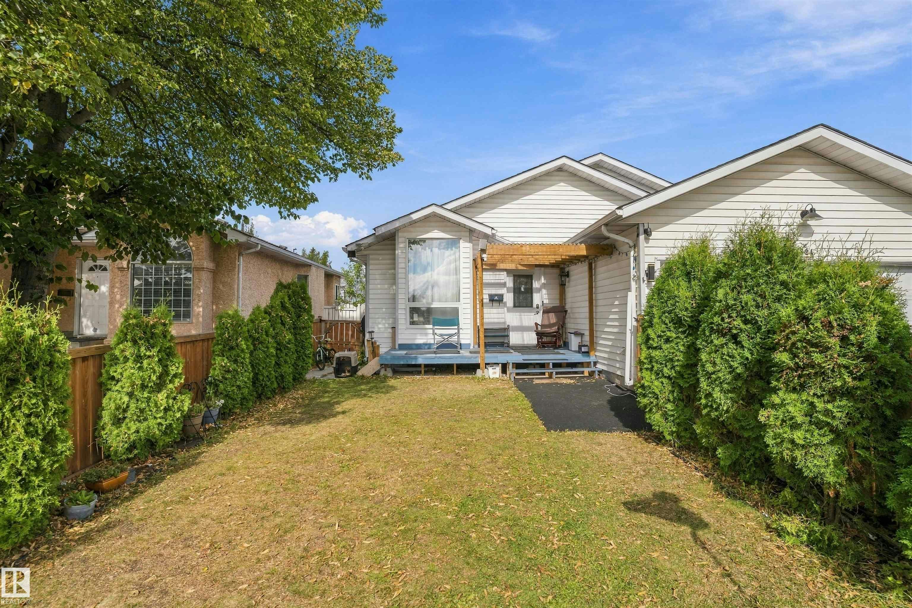 4824 13 Avenue, Edmonton, AB, T6L 6J9