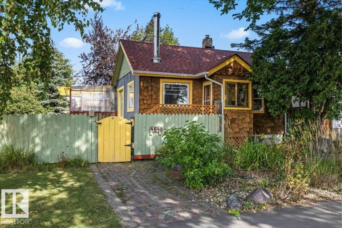4648 113 Avenue, Edmonton, AB, T5W 0R8