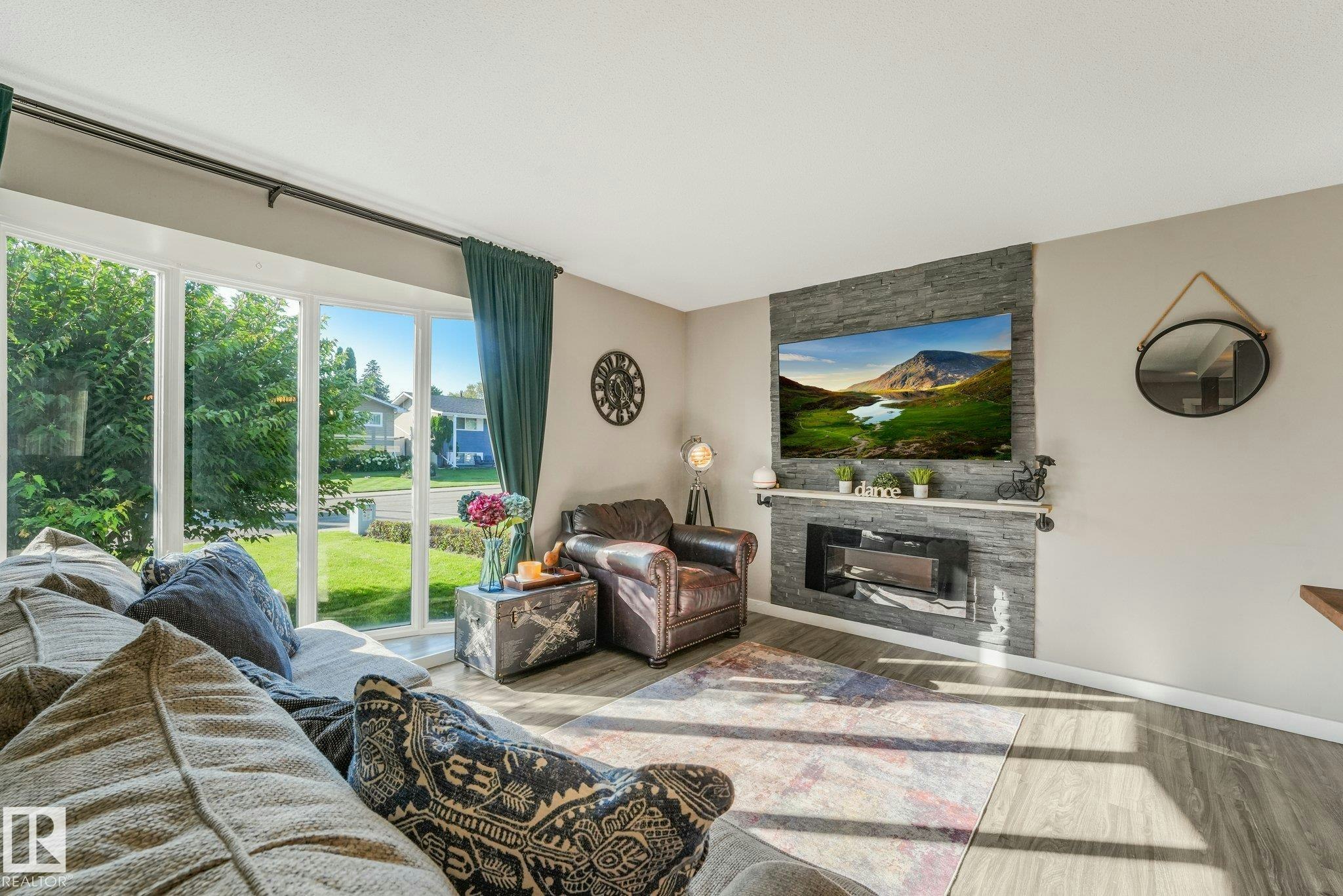 14115 70 Street, Edmonton, AB, T5C 0L3