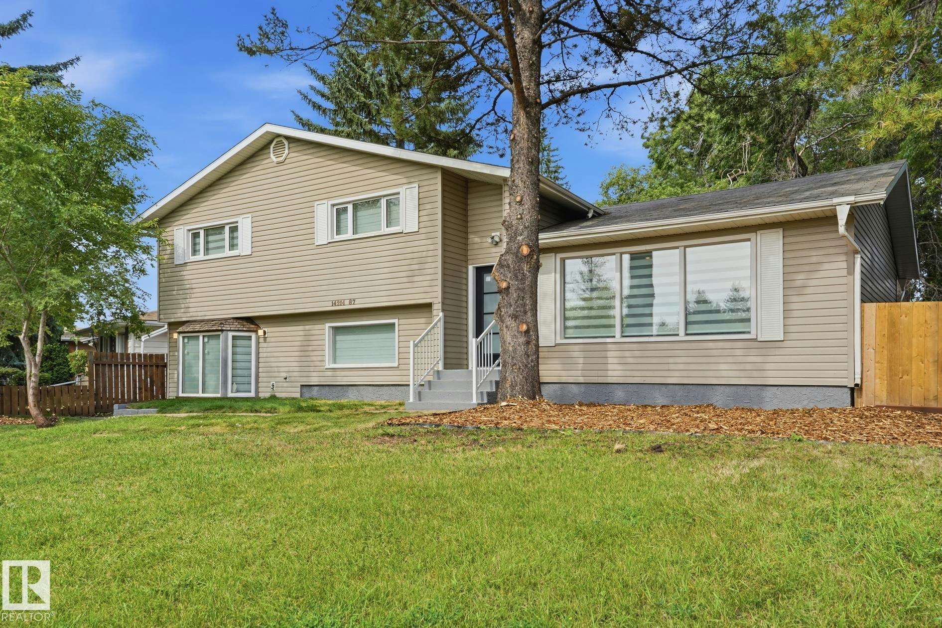 14214 87 Avenue, Edmonton, AB, T5R 4E2