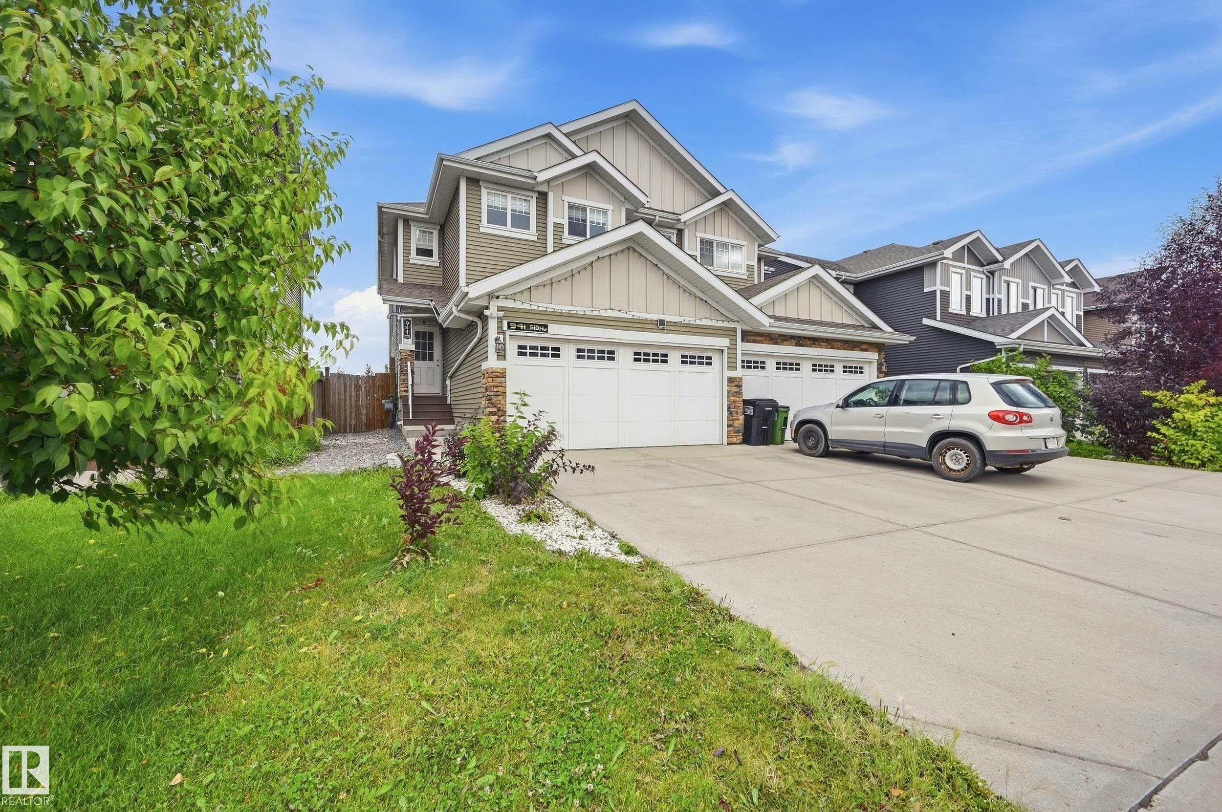 941 Ebbers Crescent, Edmonton, AB, T5Y 3T9