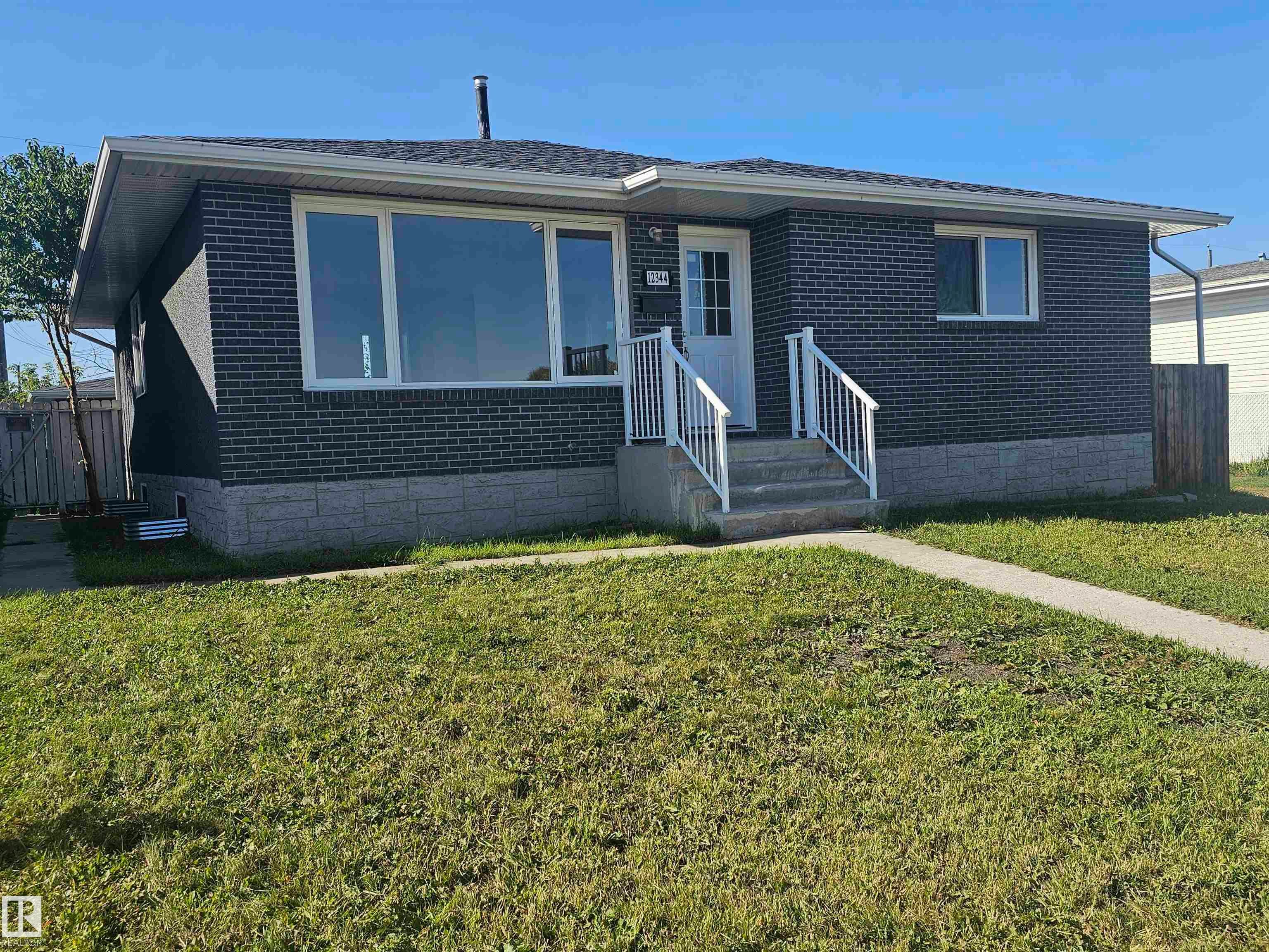 12344 50 Street, Edmonton, AB, T5W 3E1