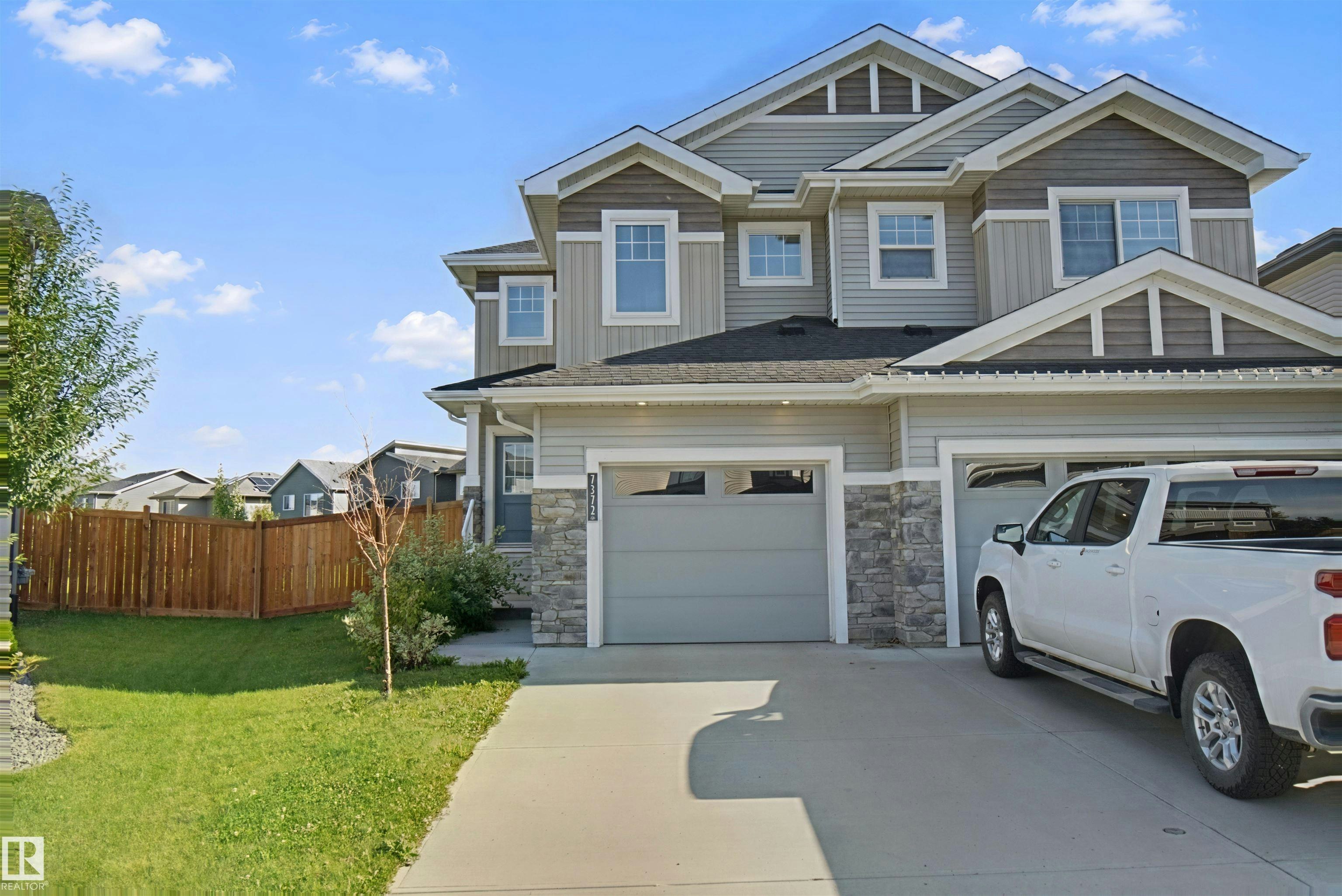 7372 Chivers Crescent, Edmonton, AB, T6W 4L9