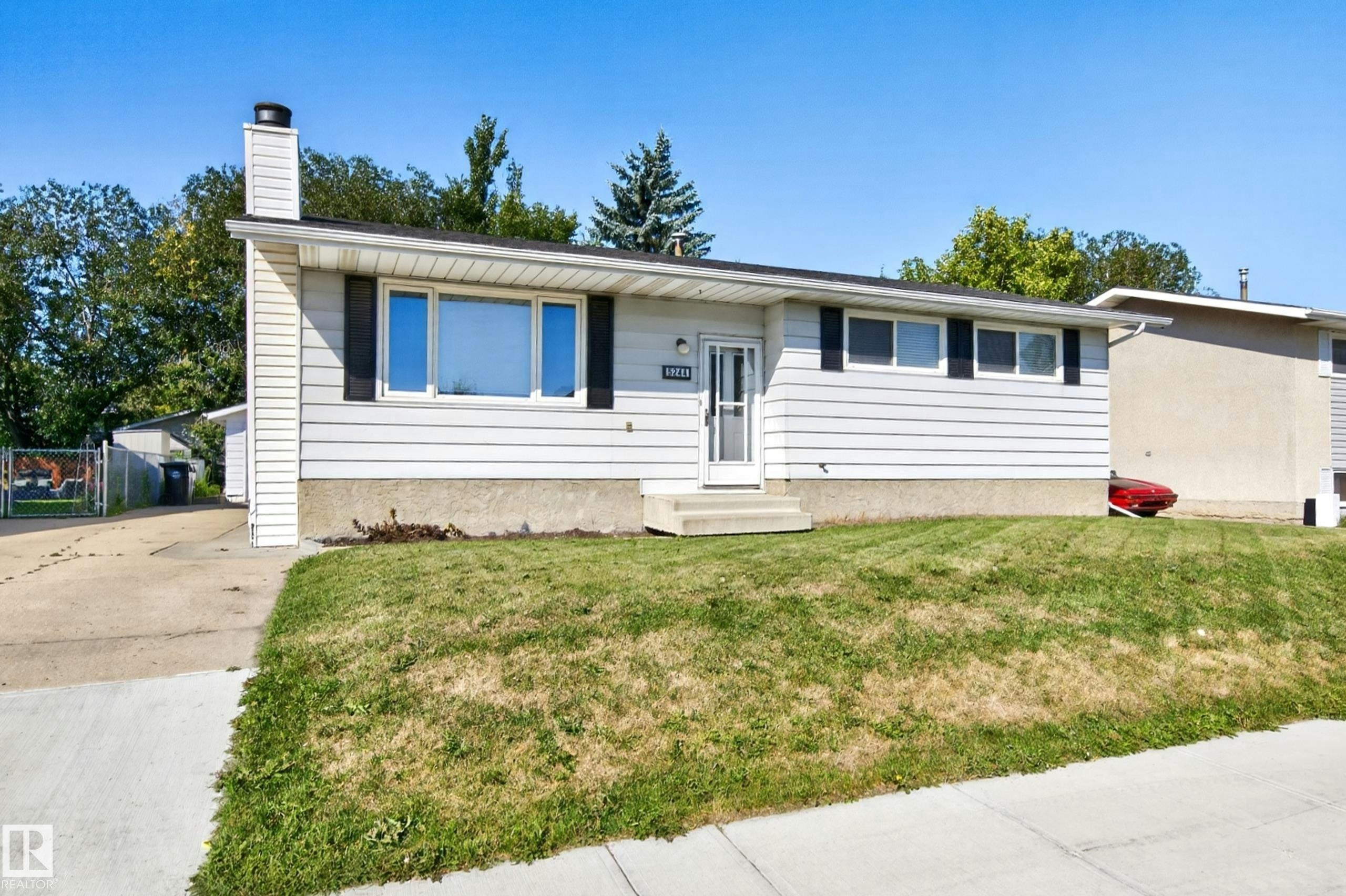5244 52 Street, Leduc, AB, T9E 5P6