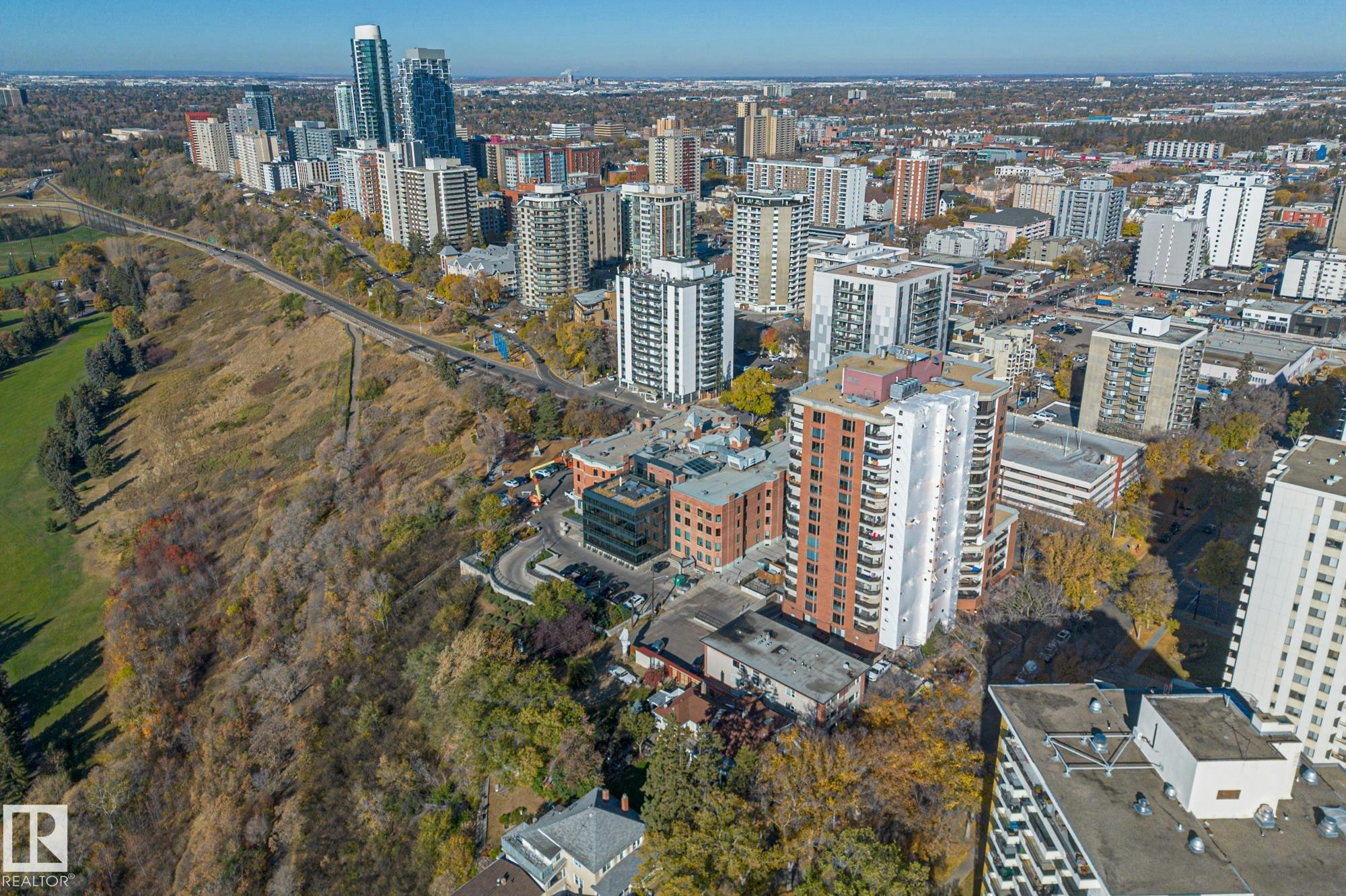 602-11503 100 Avenue, Edmonton, AB, T5K 2K7