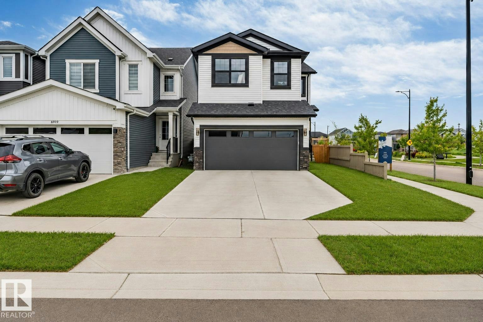 6921 54 Avenue, Beaumont, AB, T4X 2Z7