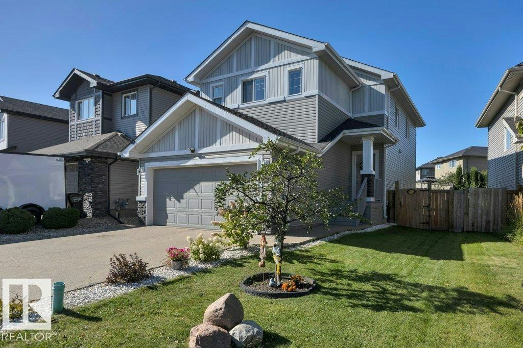 9732 205 Street, Edmonton, AB, T5T 4V7