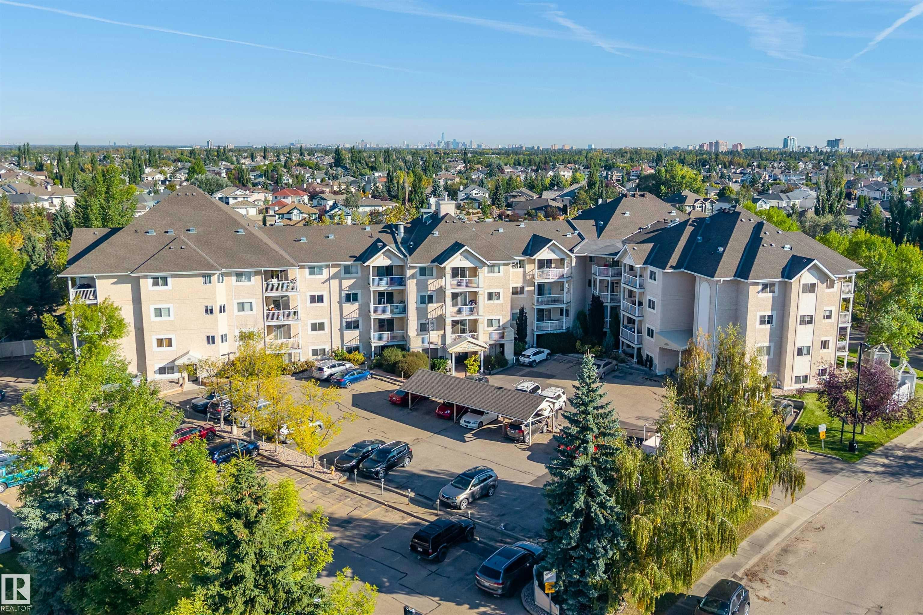 206-11620 9a Avenue, Edmonton, AB, T6J 7B4