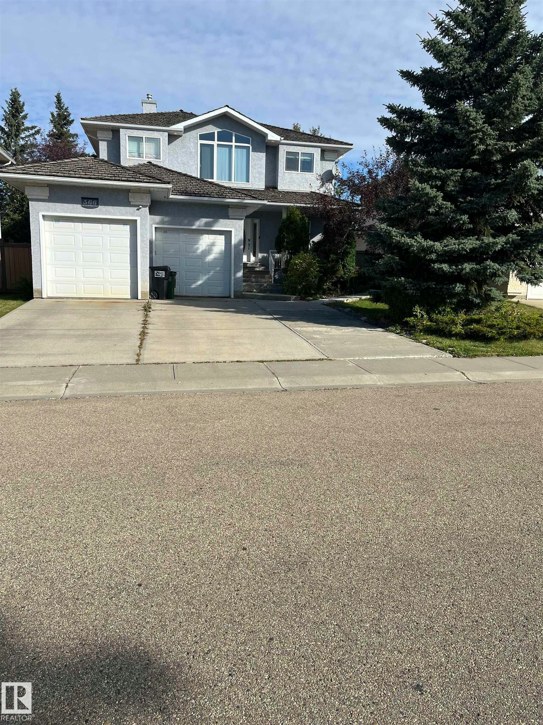 566 Butterworth Way, Edmonton, AB, T6R 2P6