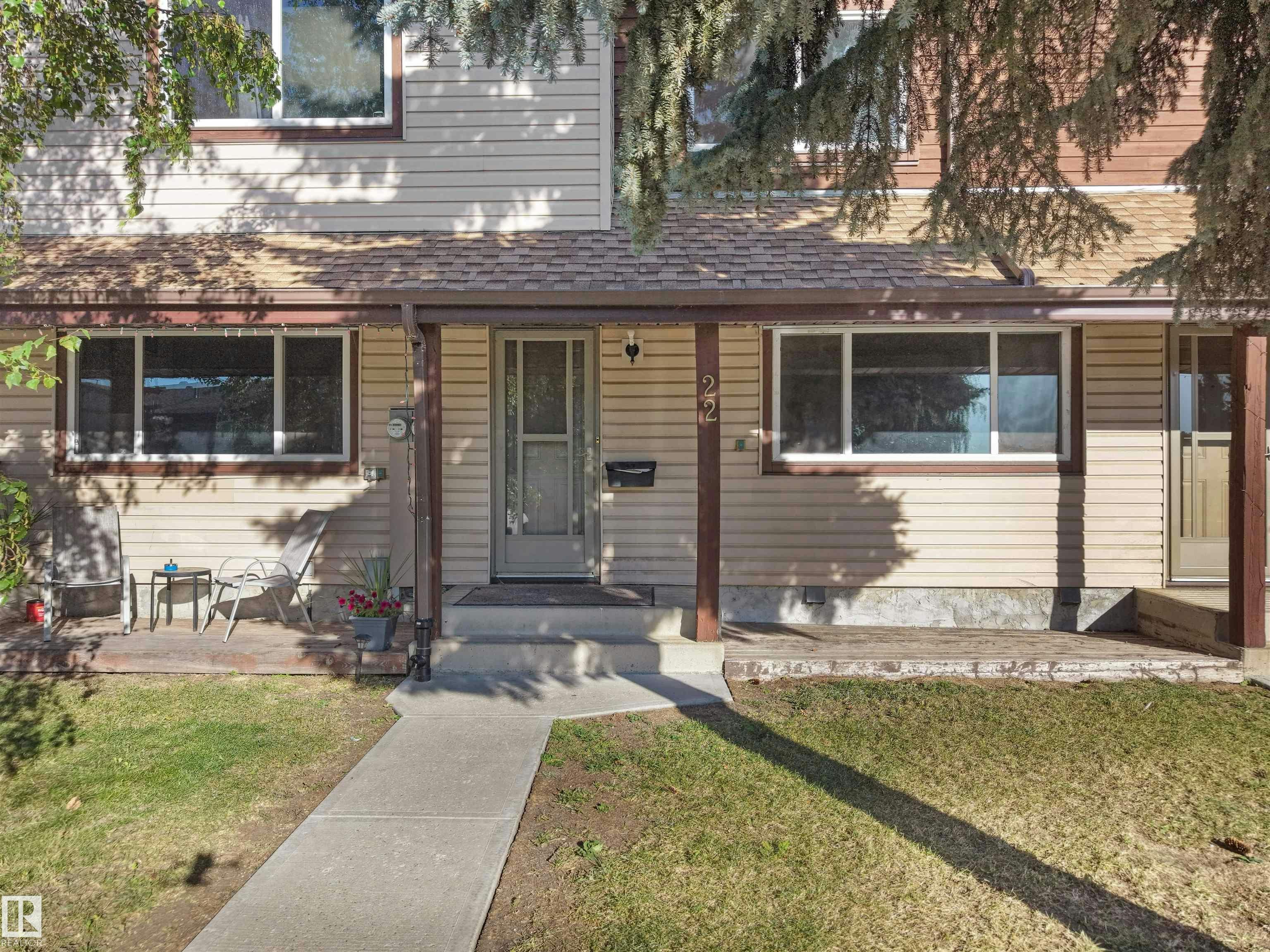 22-13833 30 Street, Edmonton, AB, T5Y 2B2
