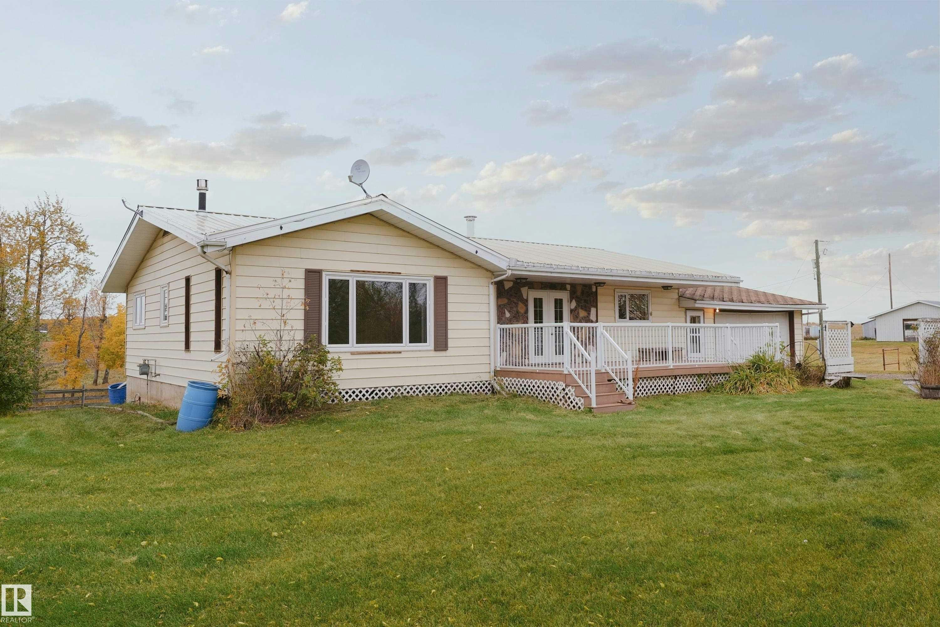 61302 Rge Rd 50, Rural Barrhead County, AB, T7N 1N2