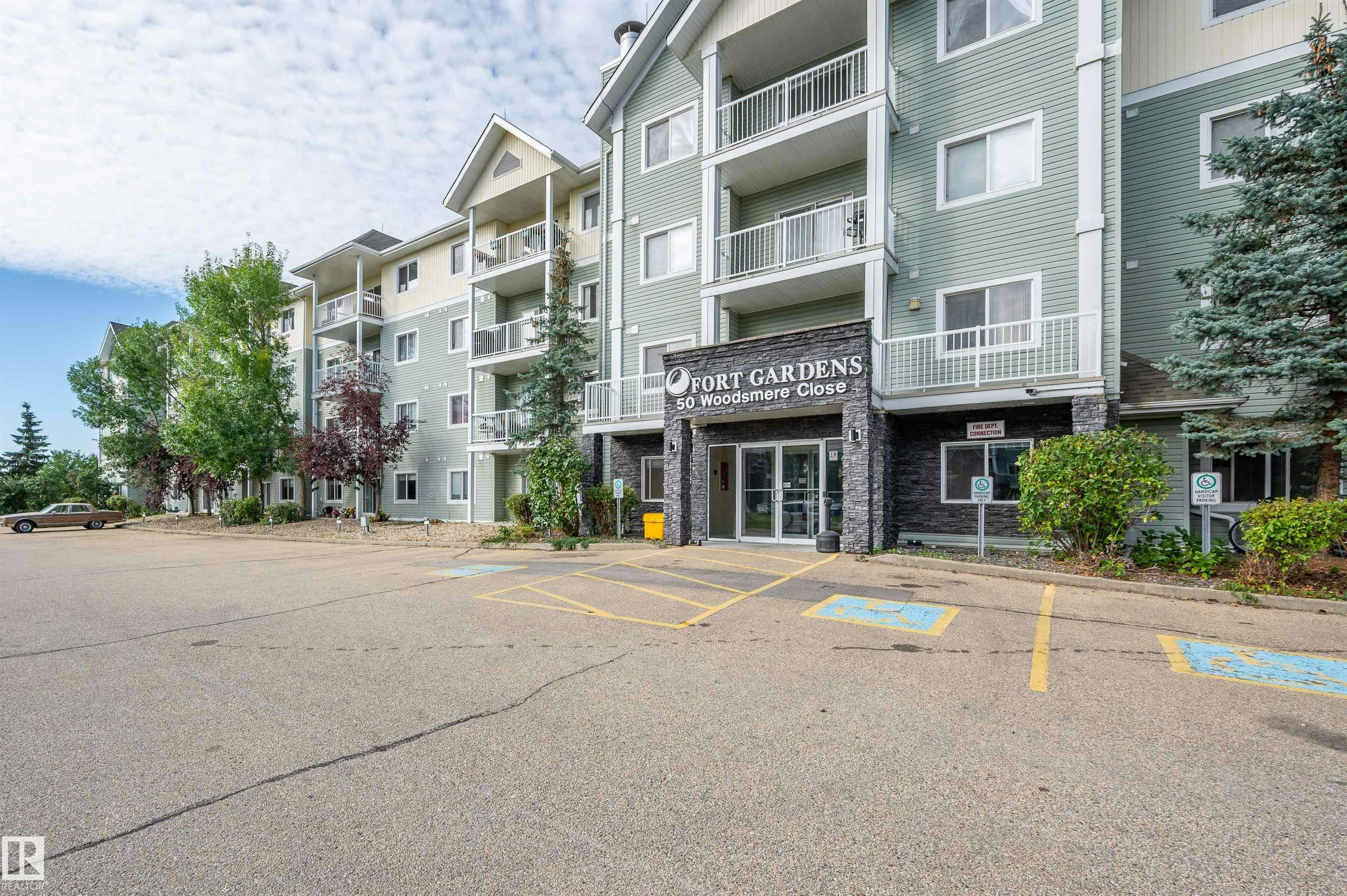 130-50 Woodsmere Close, Fort Saskatchewan, AB, T8L 4N9