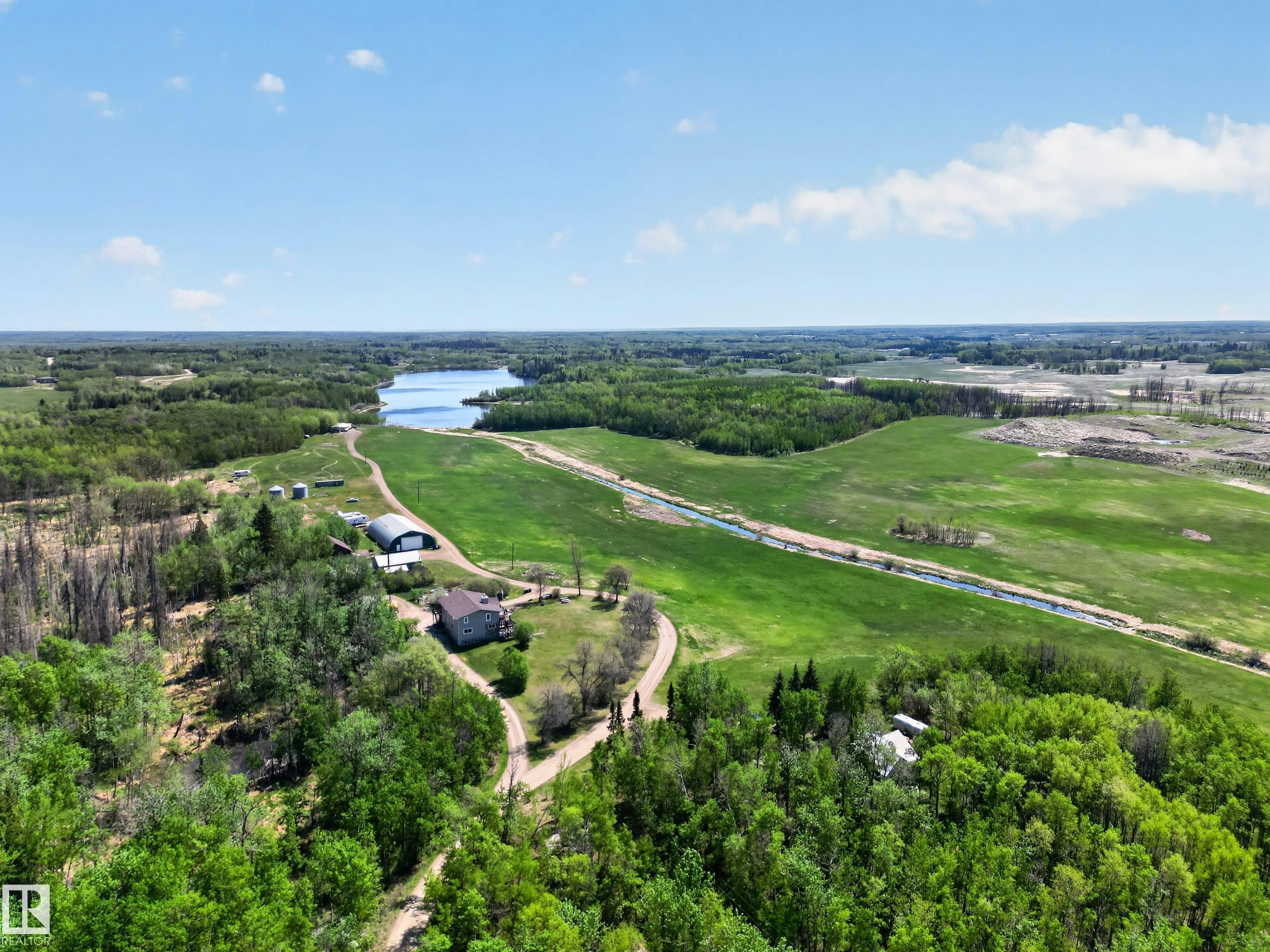 52073 Hwy 21, Rural Strathcona County, AB, T8B 1J4