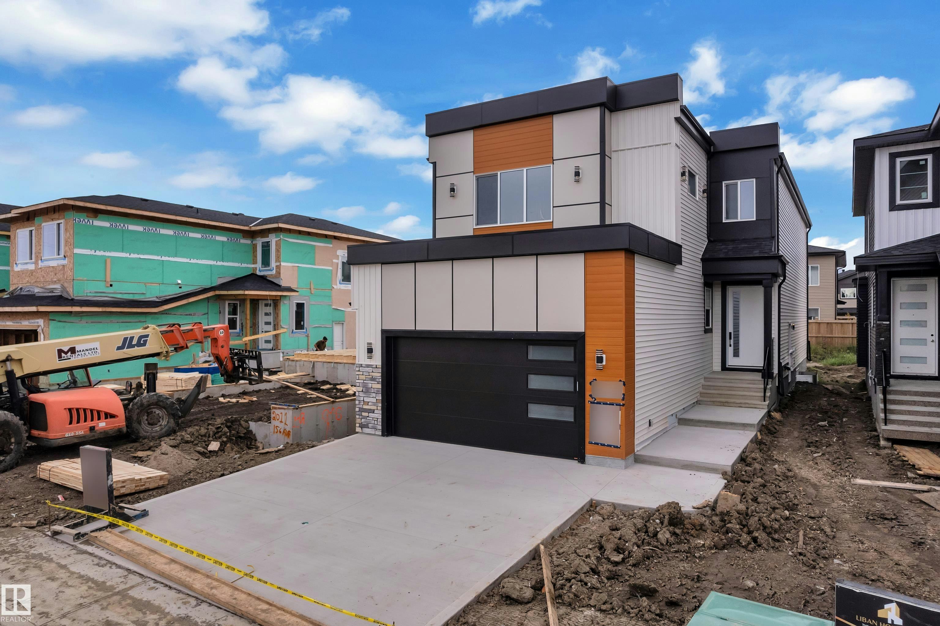 2015 156 Avenue, Edmonton, AB, T5Y 4N3